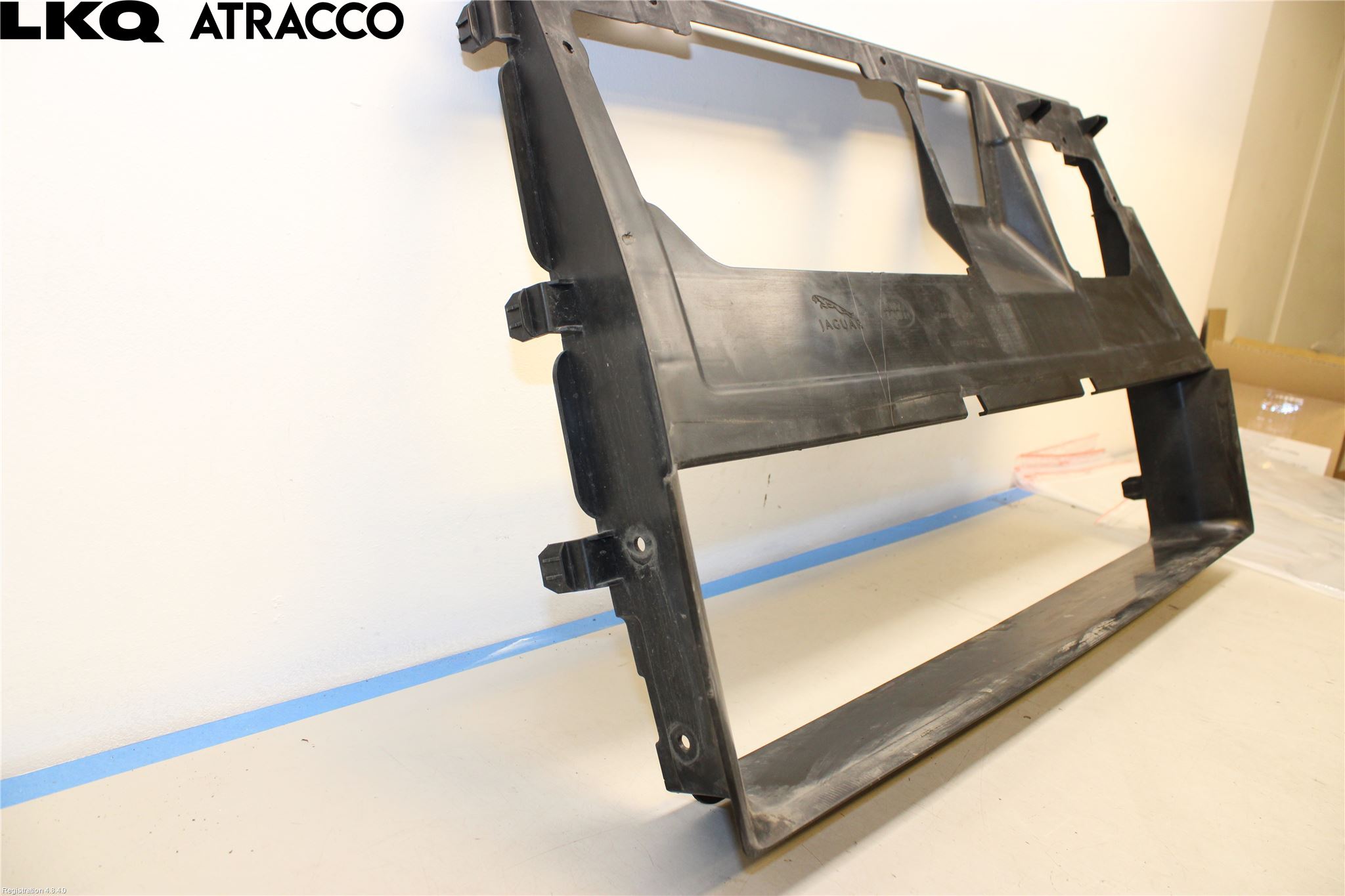 Jaguar I-PACE 18- Luftstyring Front