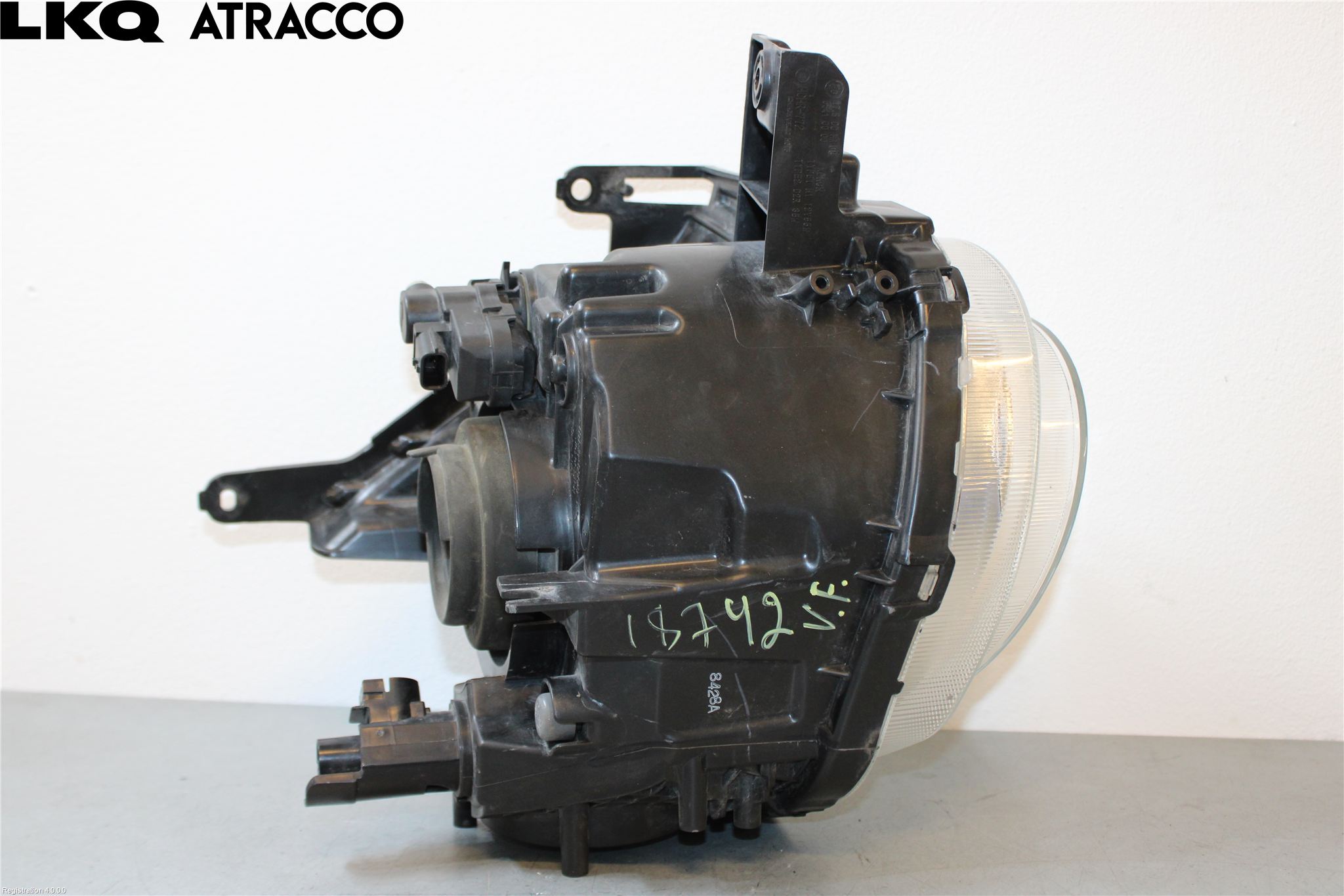 Nissan JUKE 10-14 Frontlykt Venstre