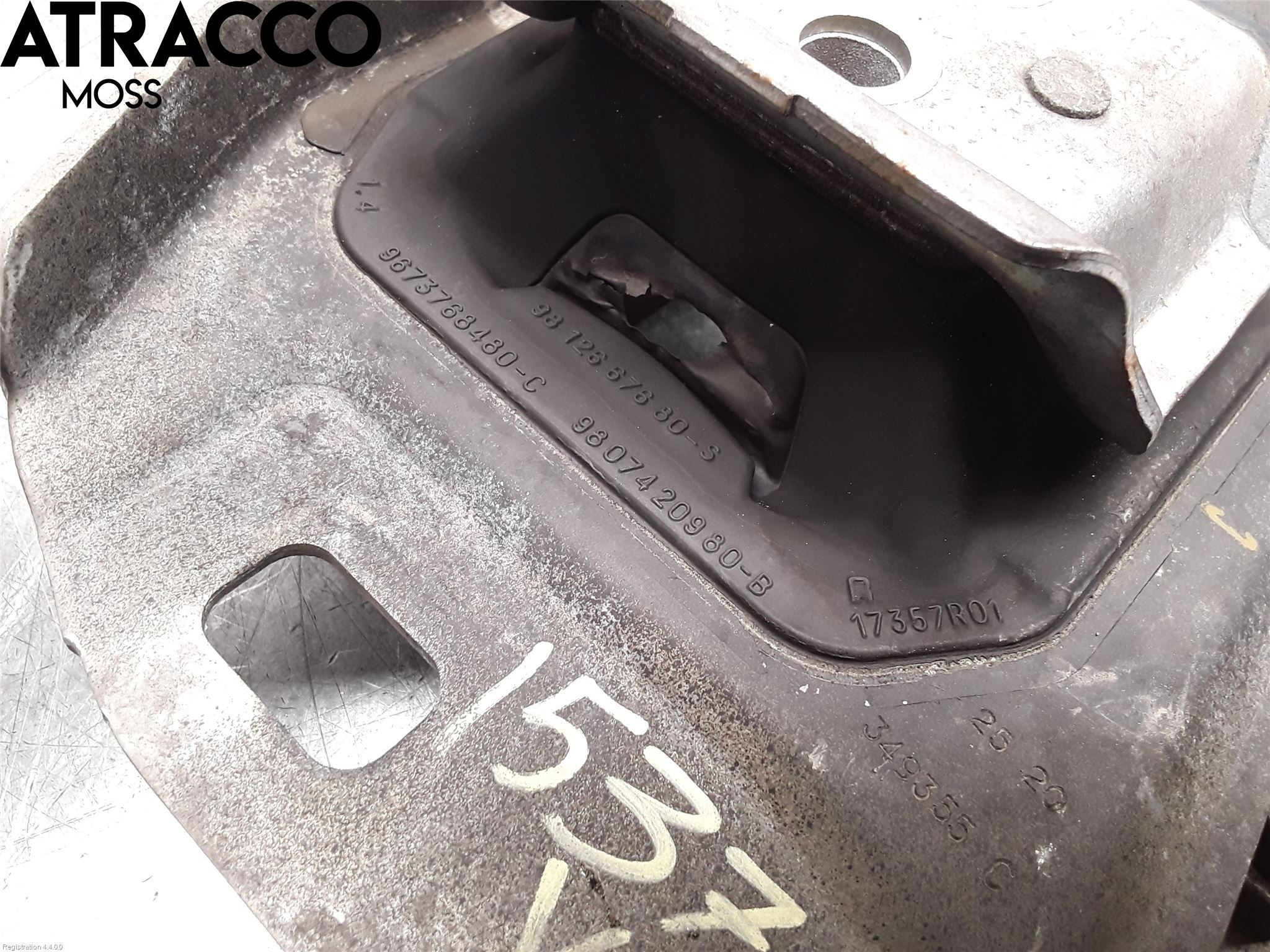 Toyota PROACE CITY 20- Motor Feste Gummi