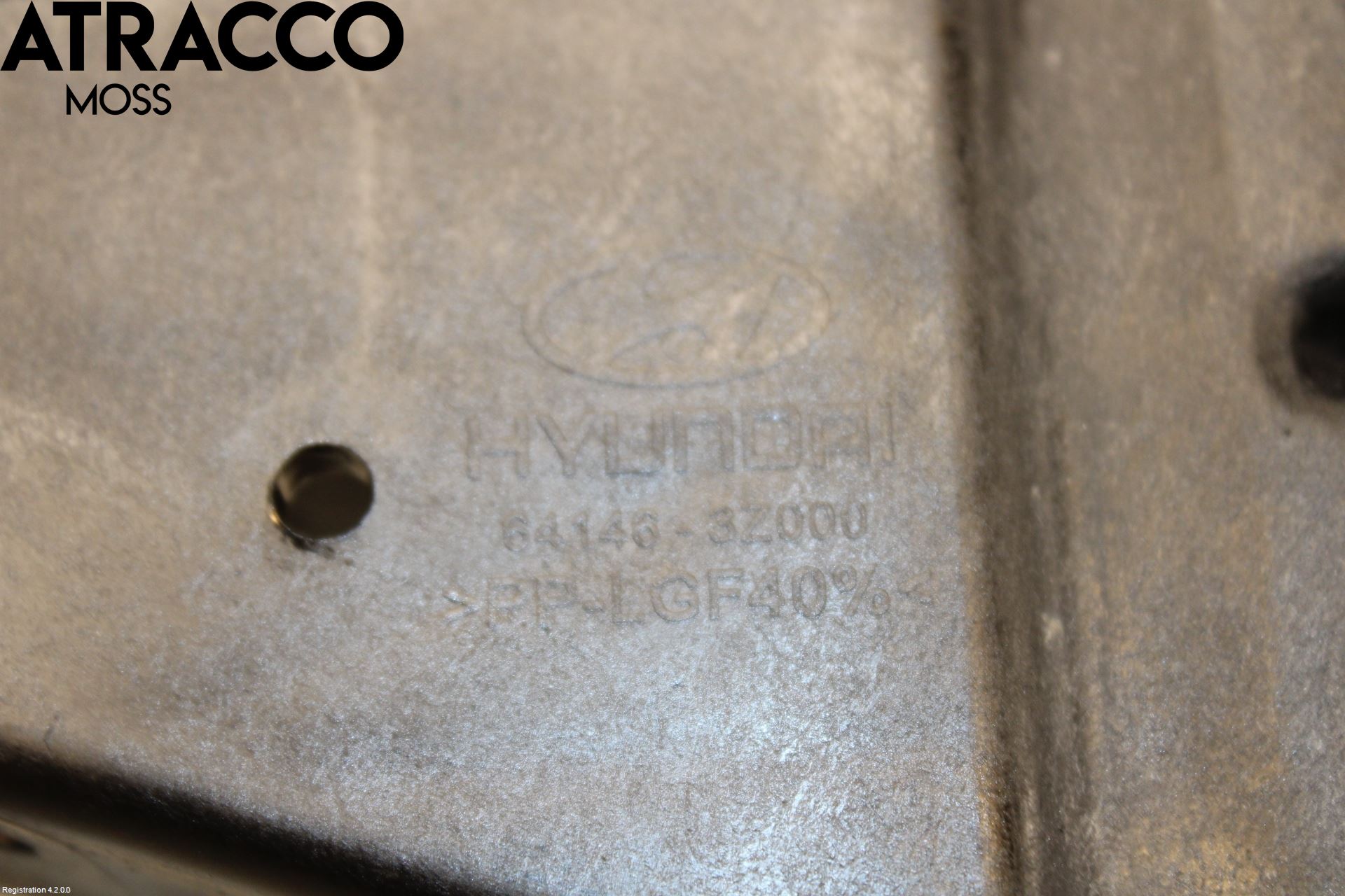 Hyundai i40 08-15 Frontlykt Holder-Feste