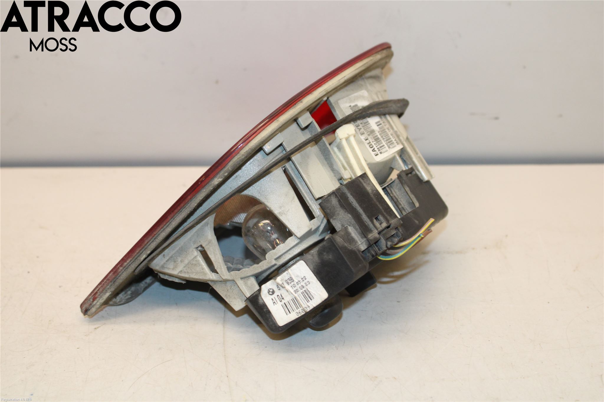 BMW 3 E46      98-05 Baklykt Høyre  På Luke(Indre)