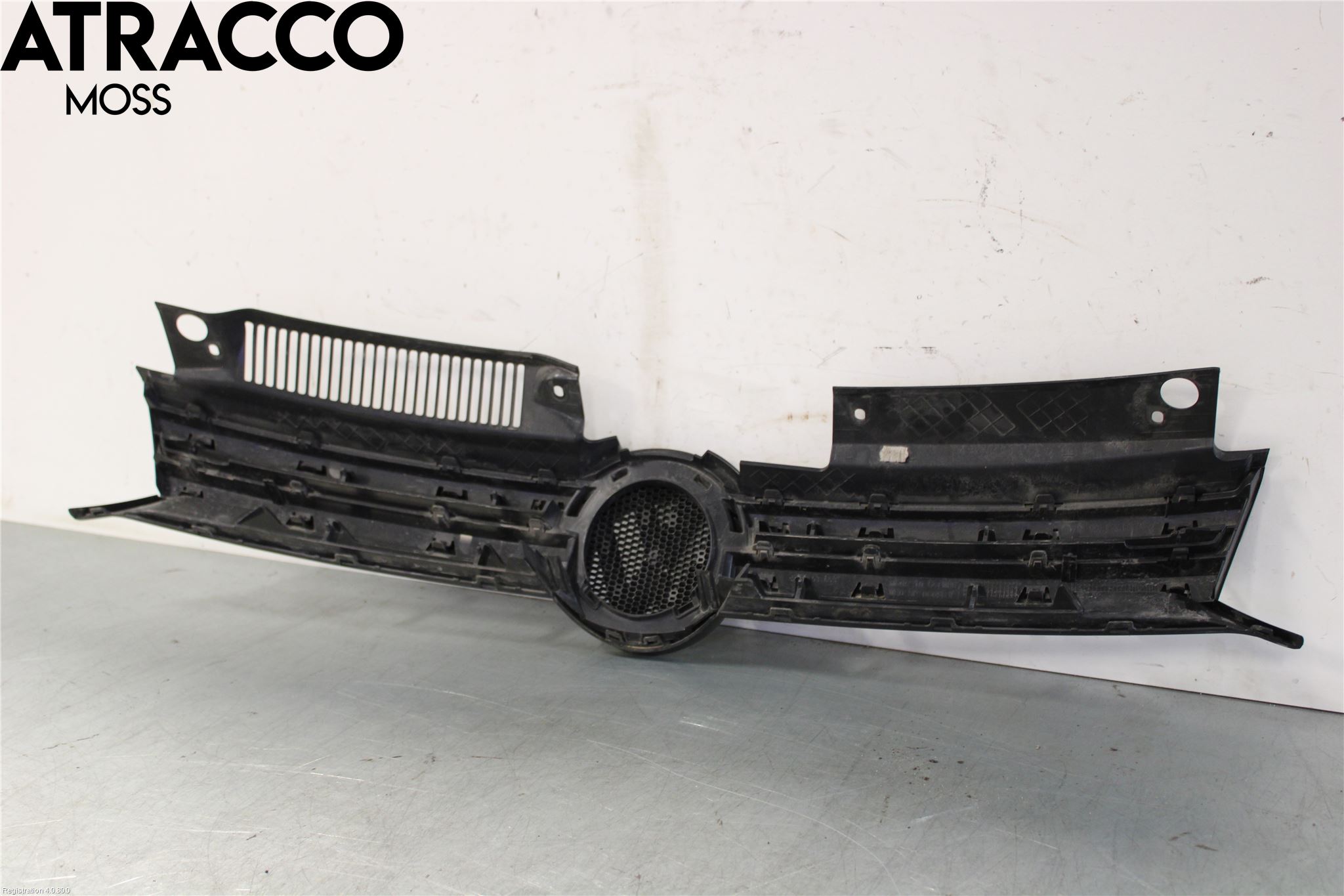 Volkswagen VW GOLF VI 09-13 Grill Komplett