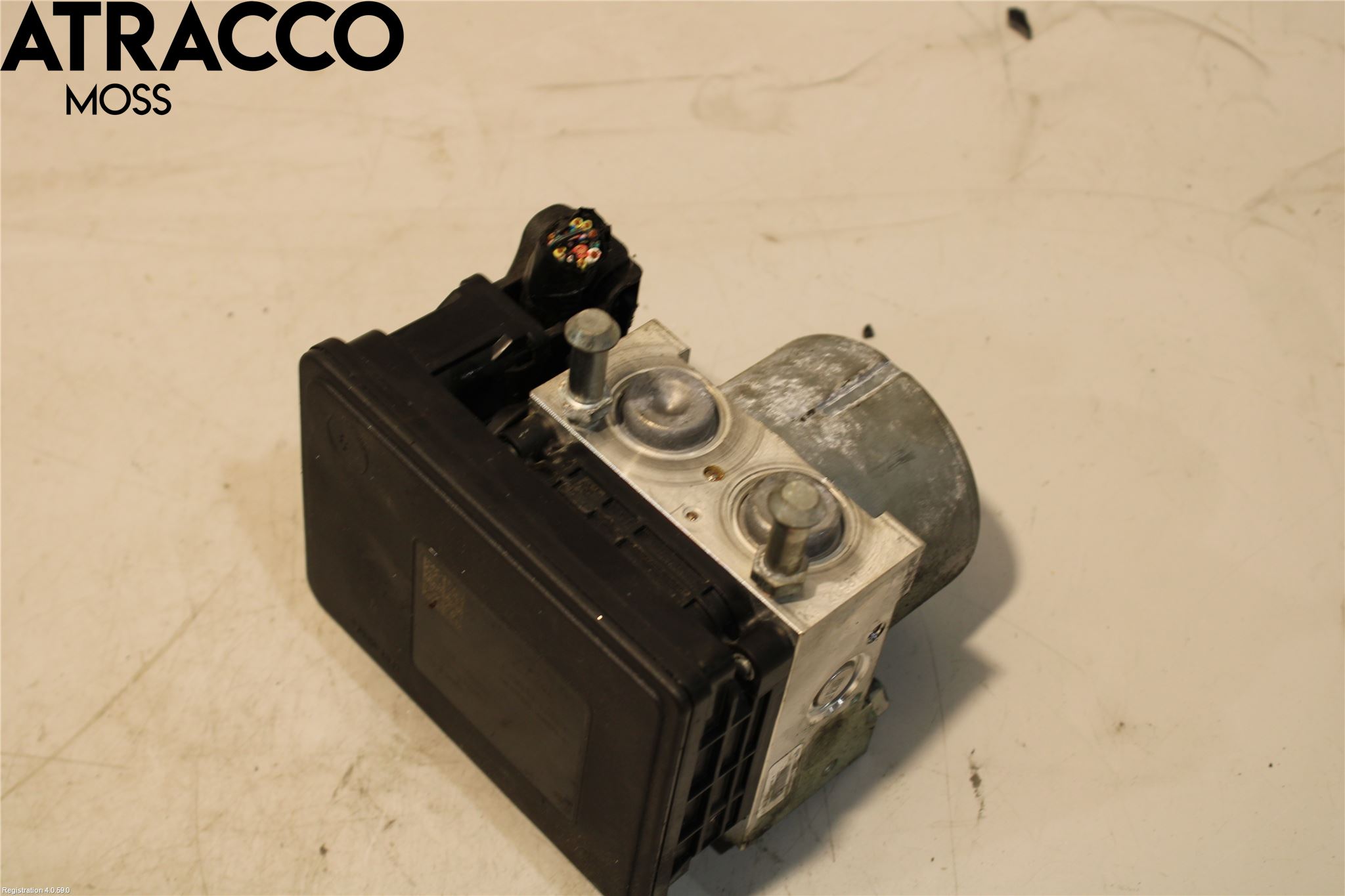 Subaru OUTBACK 15-20 Abs Hydraulikkaggregat