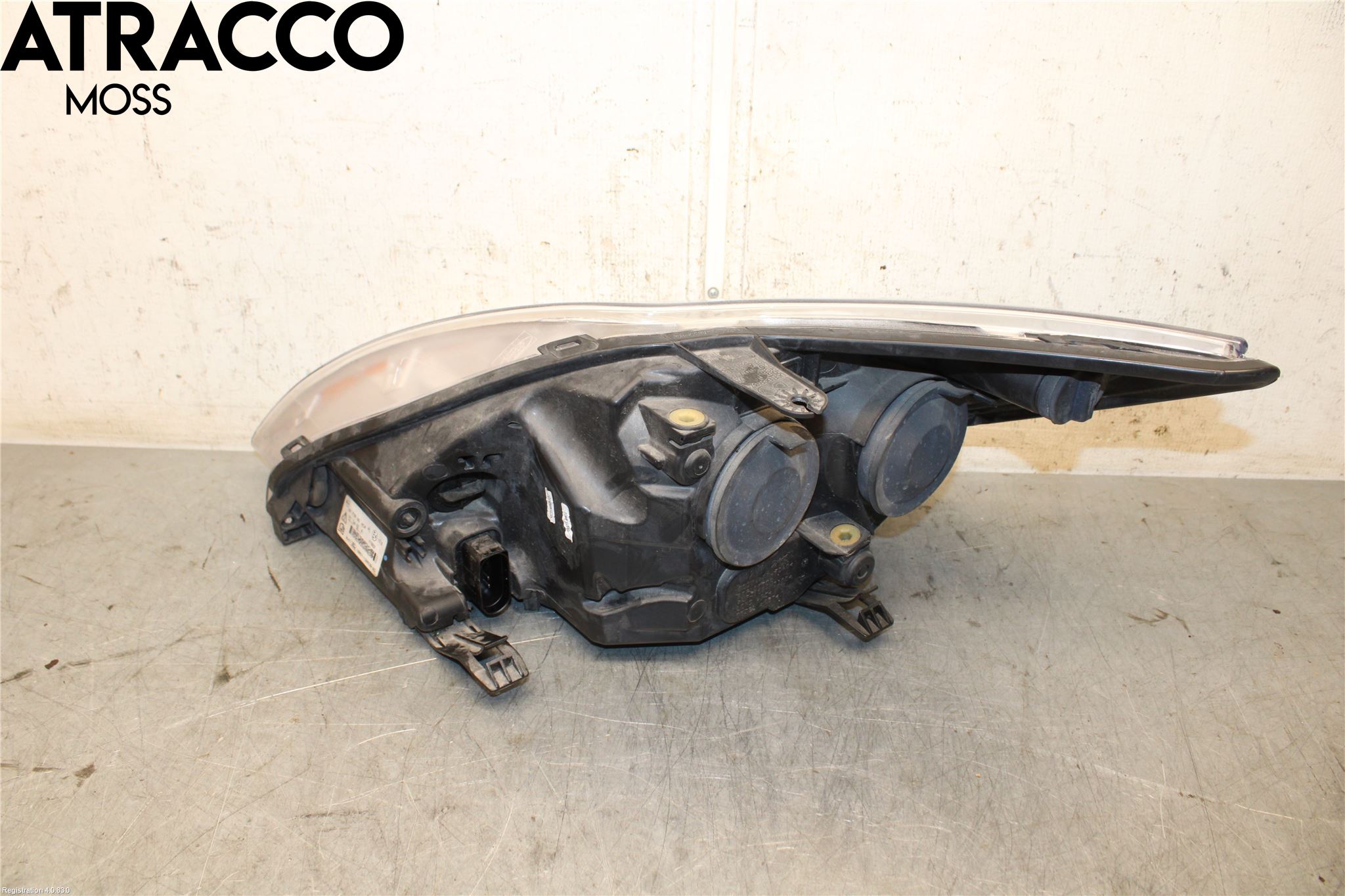 Ford FOCUS 08-11 Frontlykt Høyre