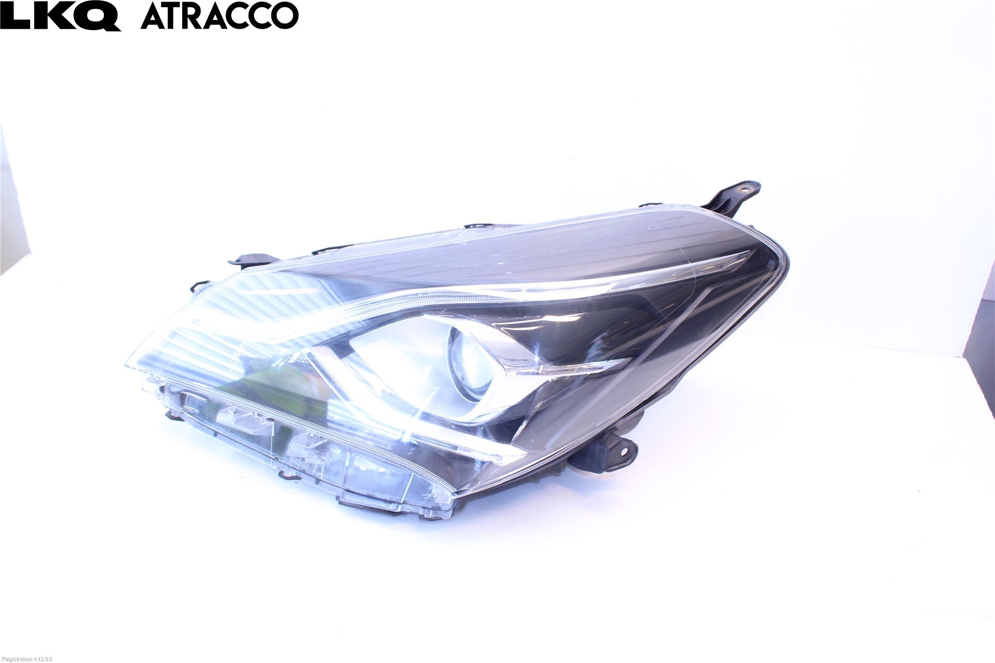 Toyota YARIS XP130 15-20 Frontlykt Venstre