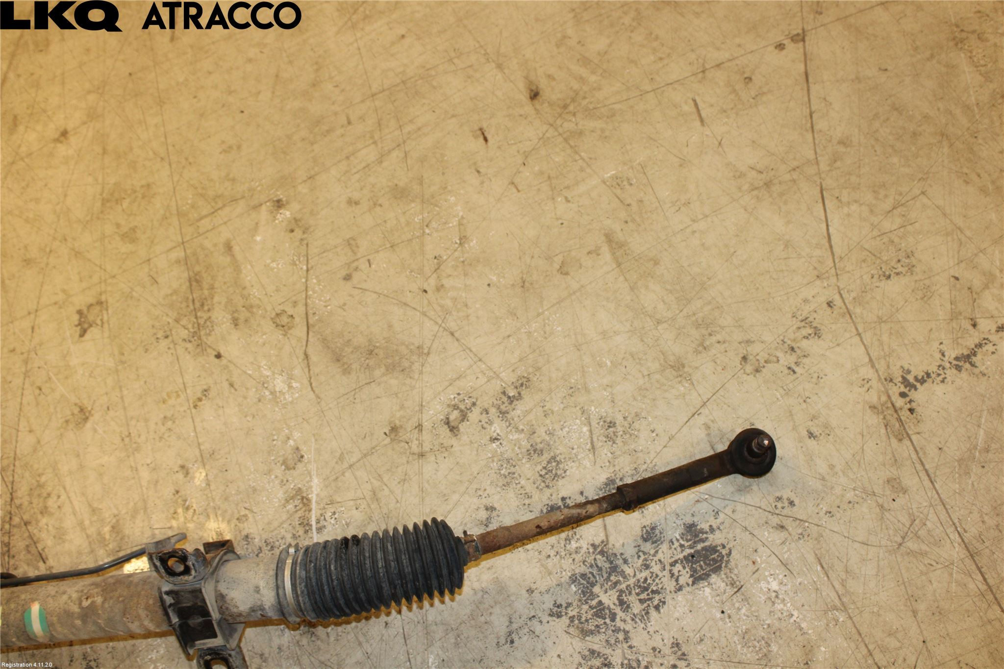 Toyota HI-ACE 06-12 Servo Snekke - Tannstang