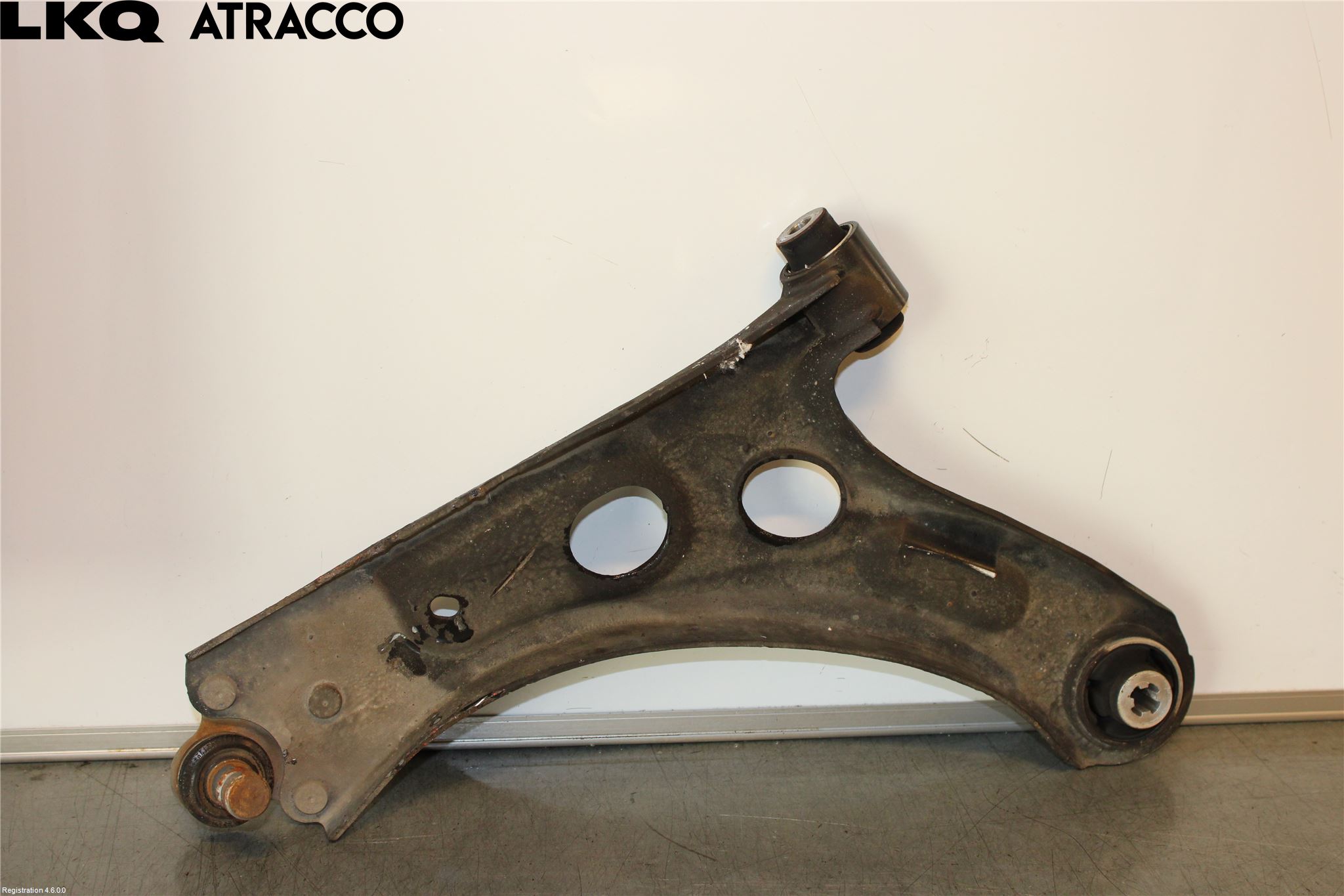 Peugeot 208/E-208 20- Bærearm Foran Venstre Nedre