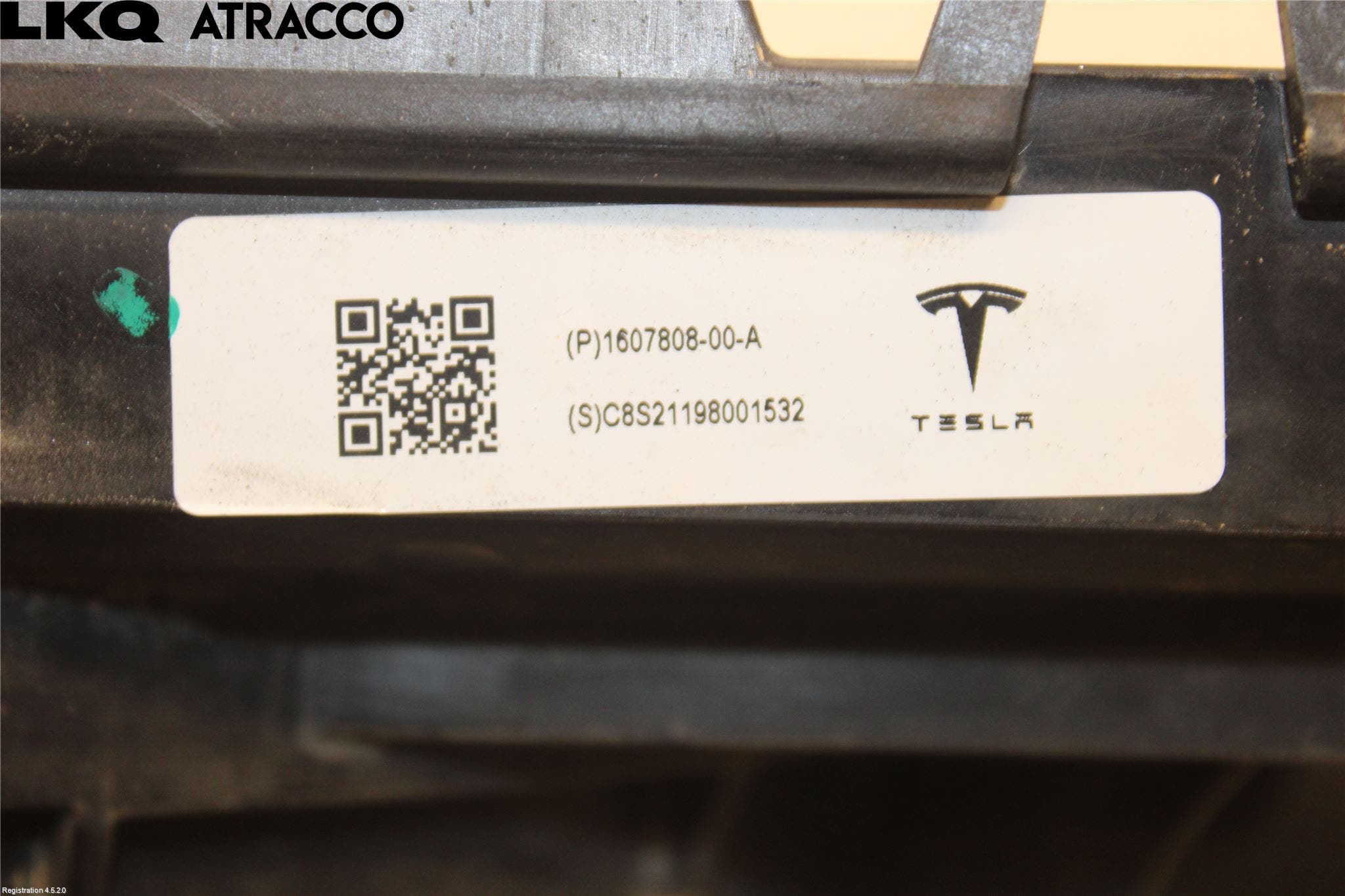 Tesla MODEL 3 17- Kjølevifte Elektrisk