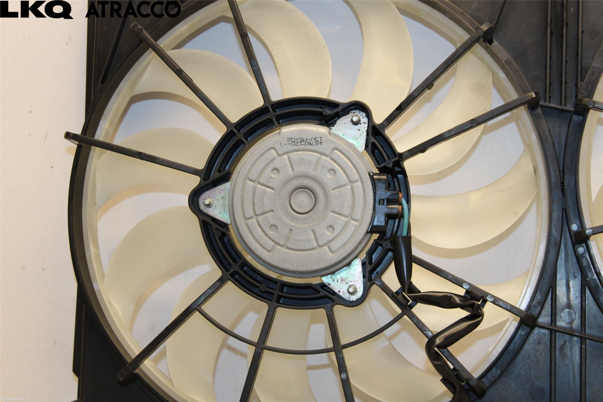 Mitsubishi OUTLANDER 13-21 Kjølevifte Elektrisk