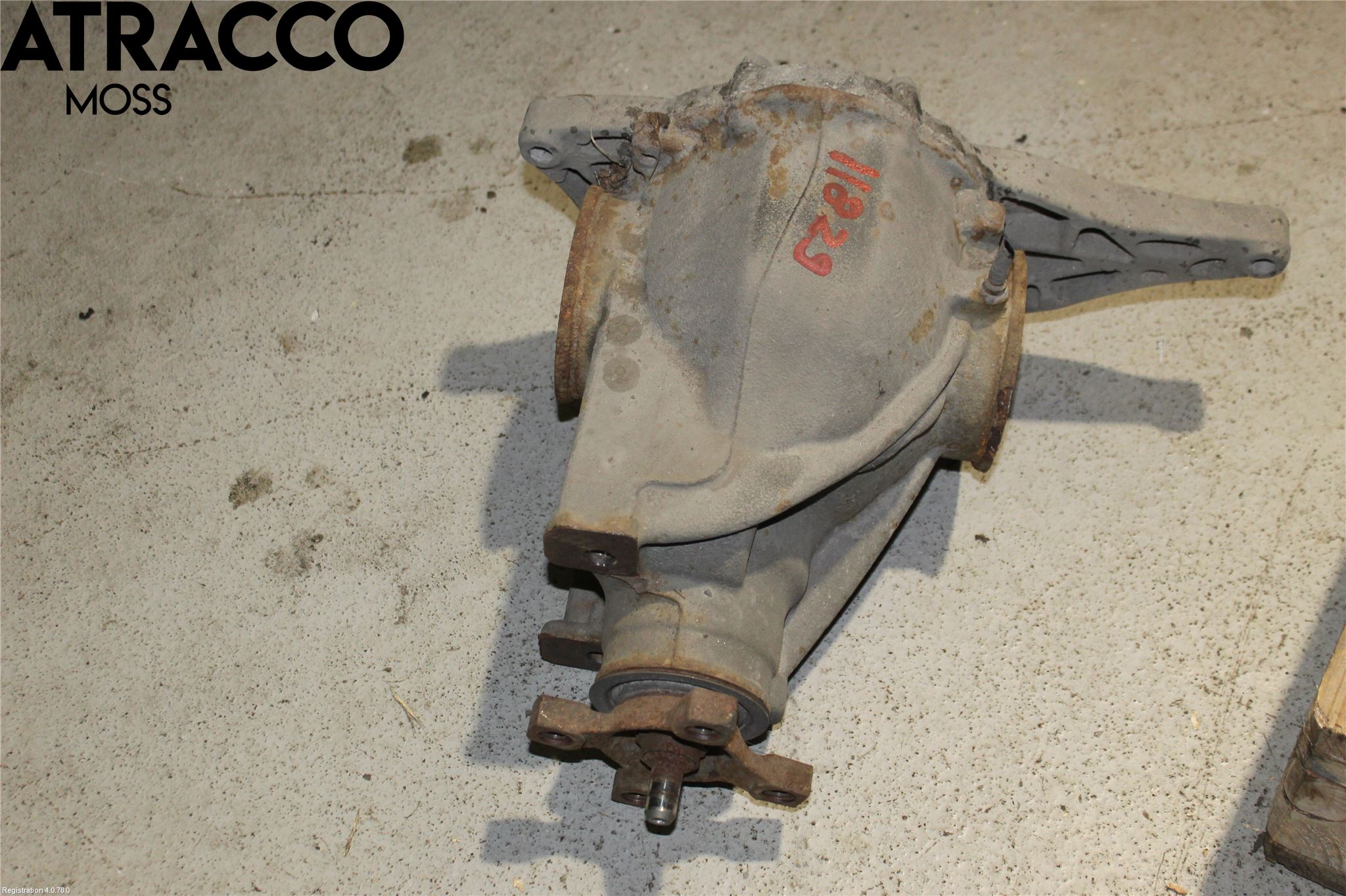 Mercedes-Benz MB VITO/V-KLASS (W640,W447,W448) 14- Bakaksel Kardang Bak -Diff