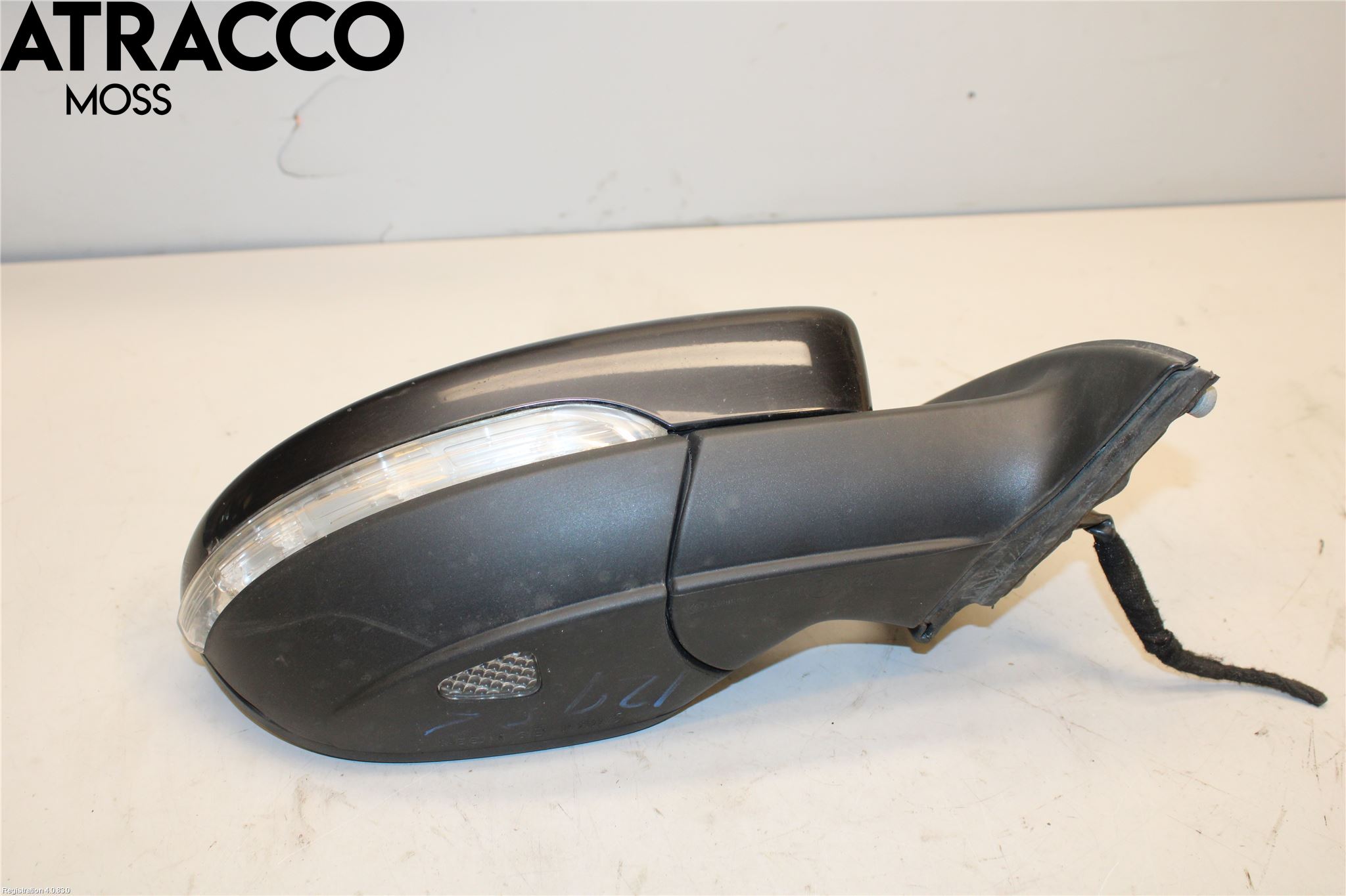 Volkswagen VW PASSAT 11-14 Speil H M-El Justering