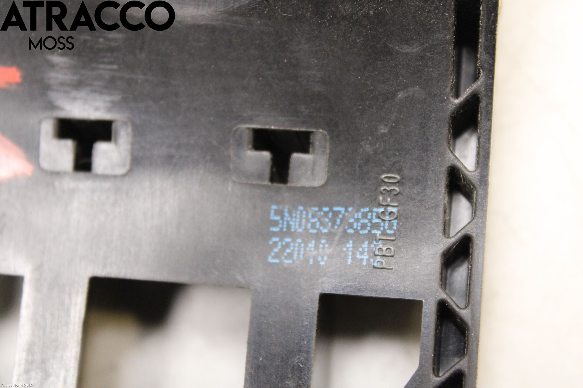 Volkswagen VW GOLF VI 09-13 Dørhandtak Ytre Venstre