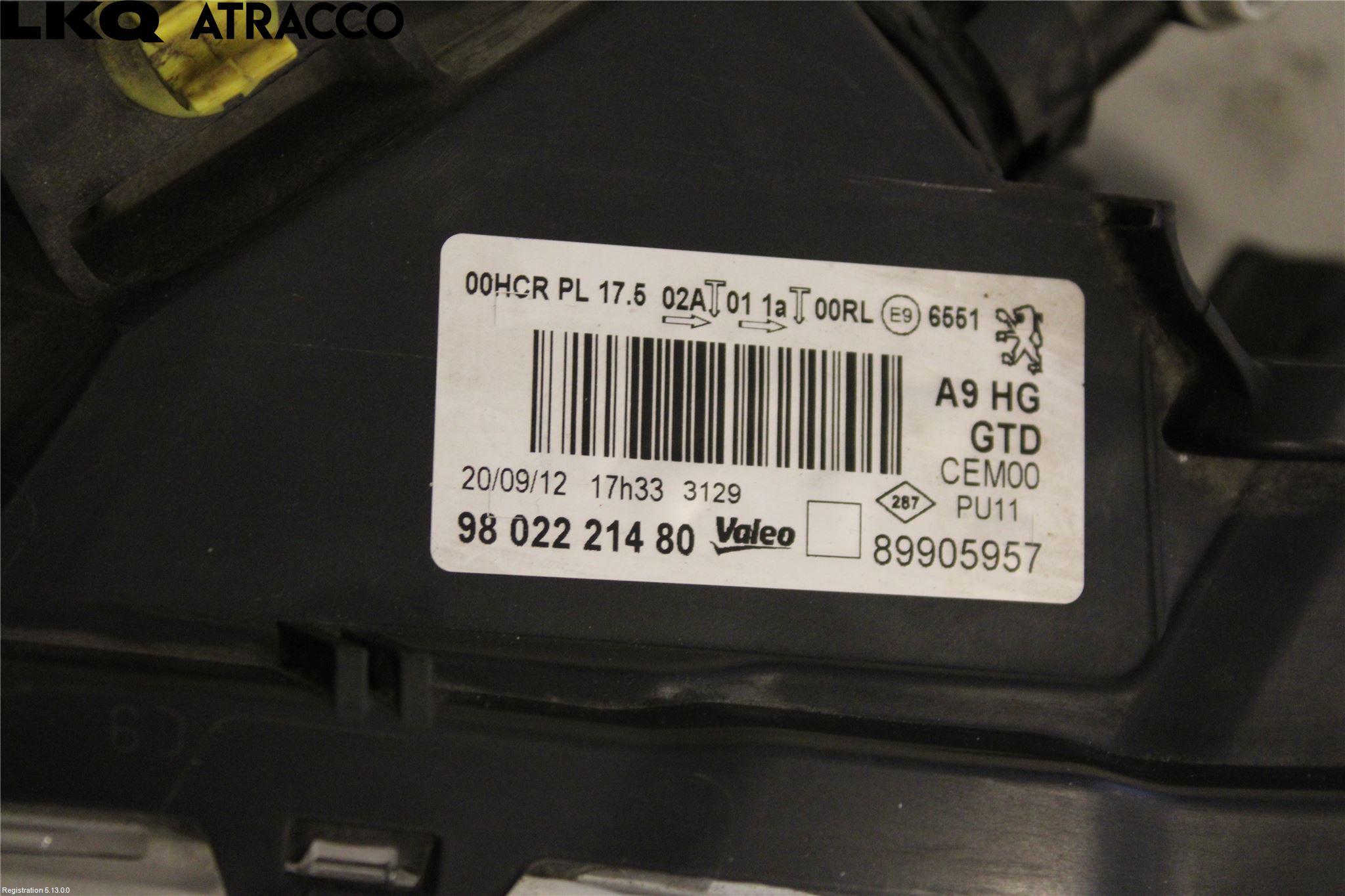 Peugeot 208 12-15 Frontlykt Venstre
