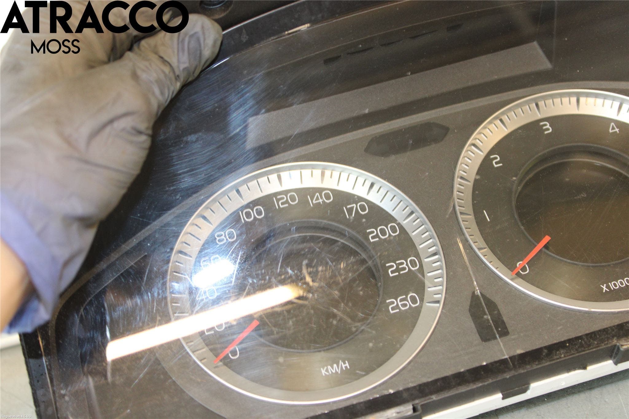 Volkswagen VW CADDY 04-10 Instr Kombinert