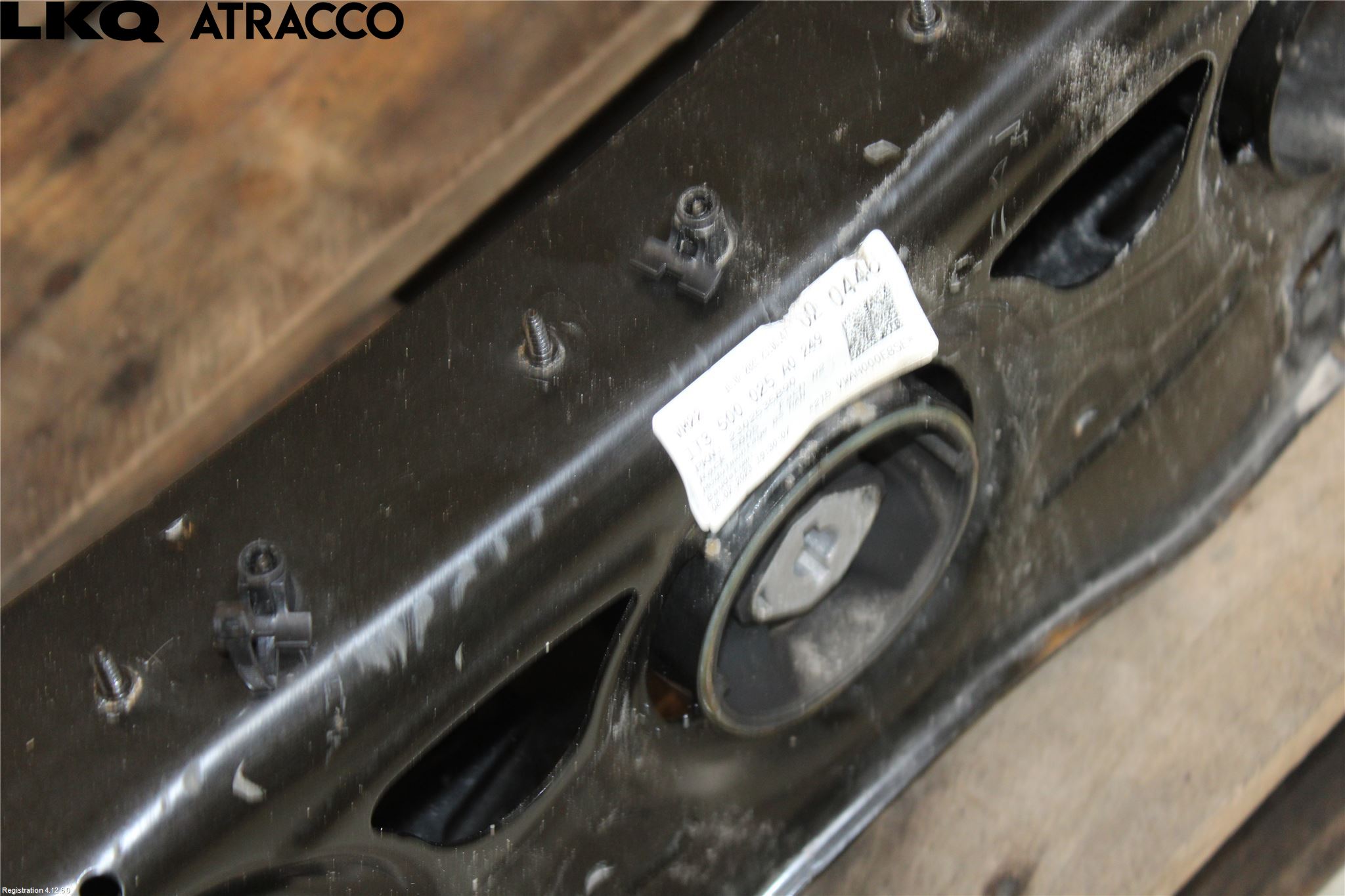 Volkswagen VW ID BUZZ/CARGO 22- Bakaksel Feste Travers-Ramme