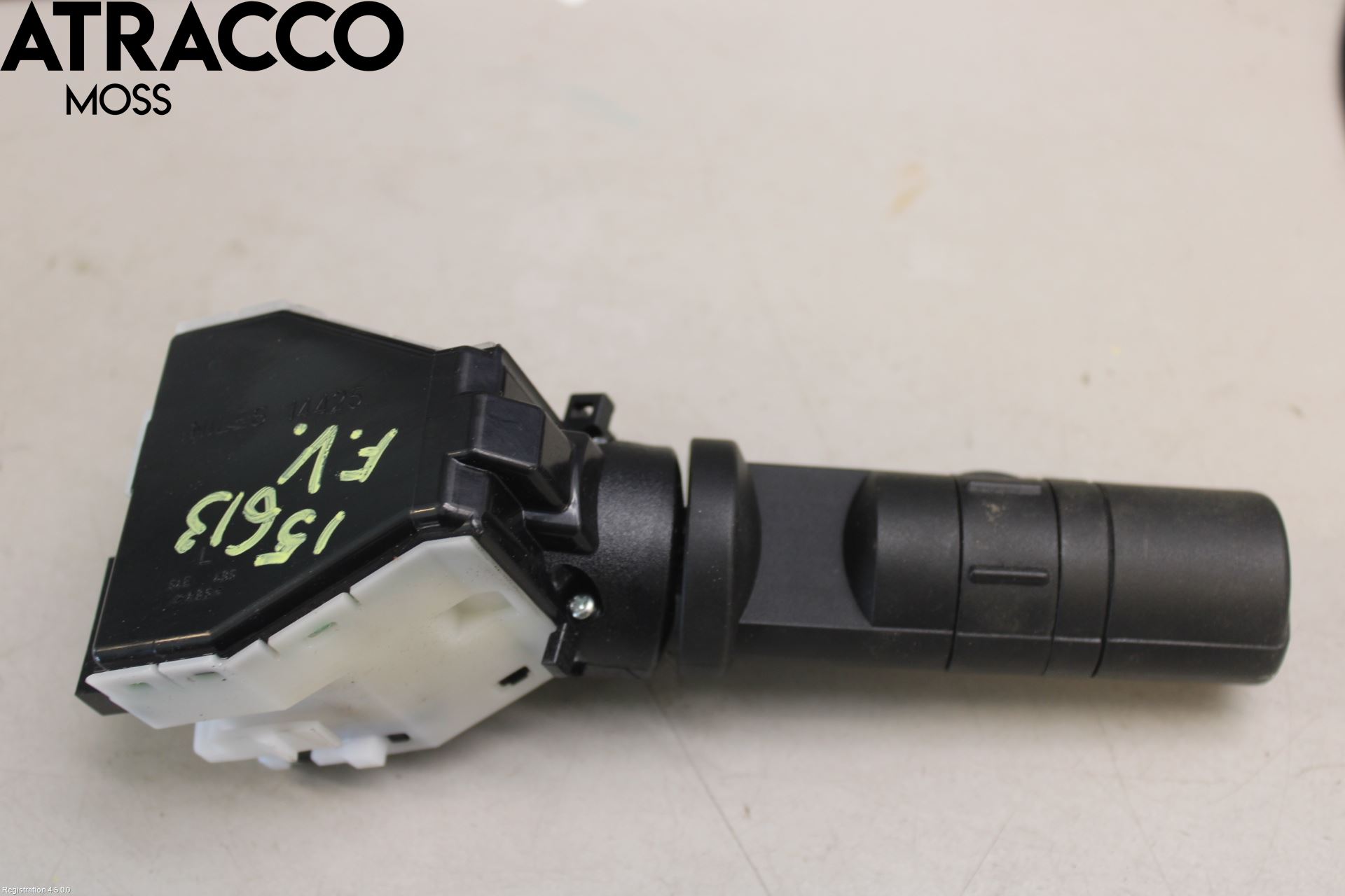 Nissan QASHQAI+2  10-14 Bryter Ratt Blinklys - Lys