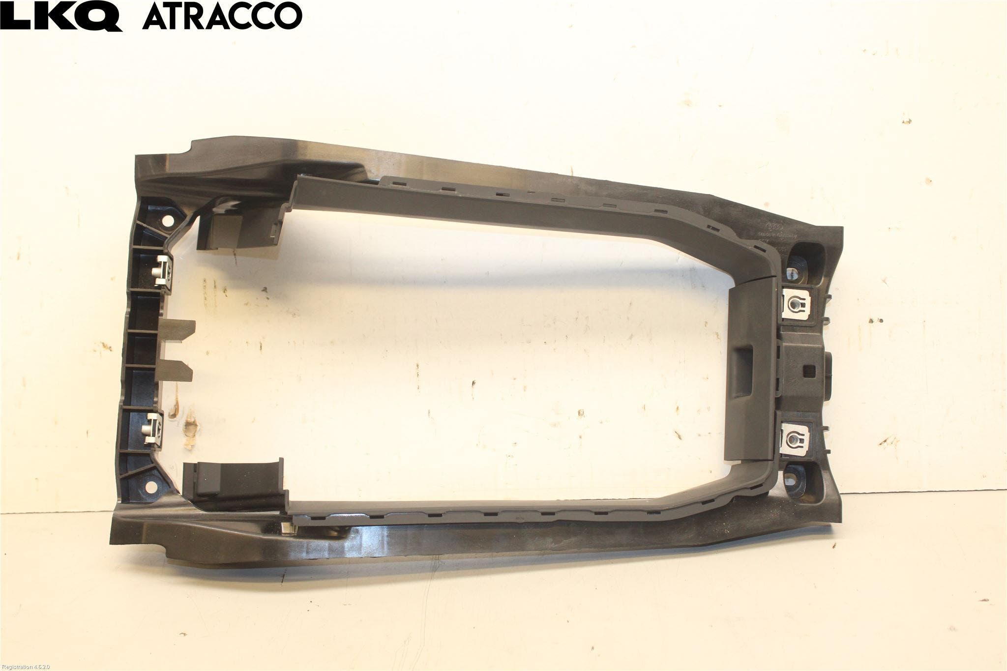 Audi E-TRON, S GE 19- Innr Dekor Instrbord