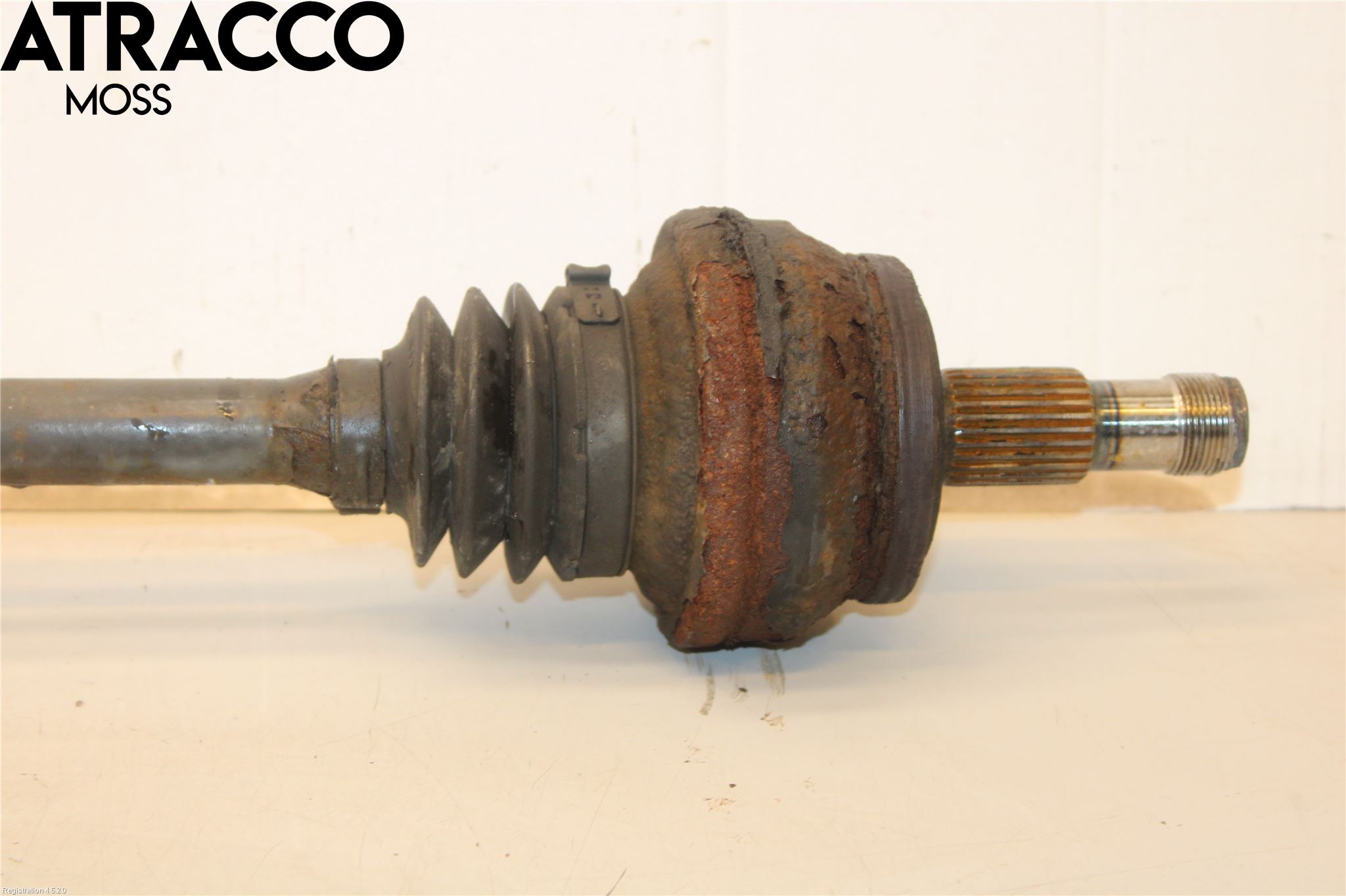 Mercedes-Benz MB CLS (C218/X218) 11-17 Drivaksel Bak Kompl Venstre