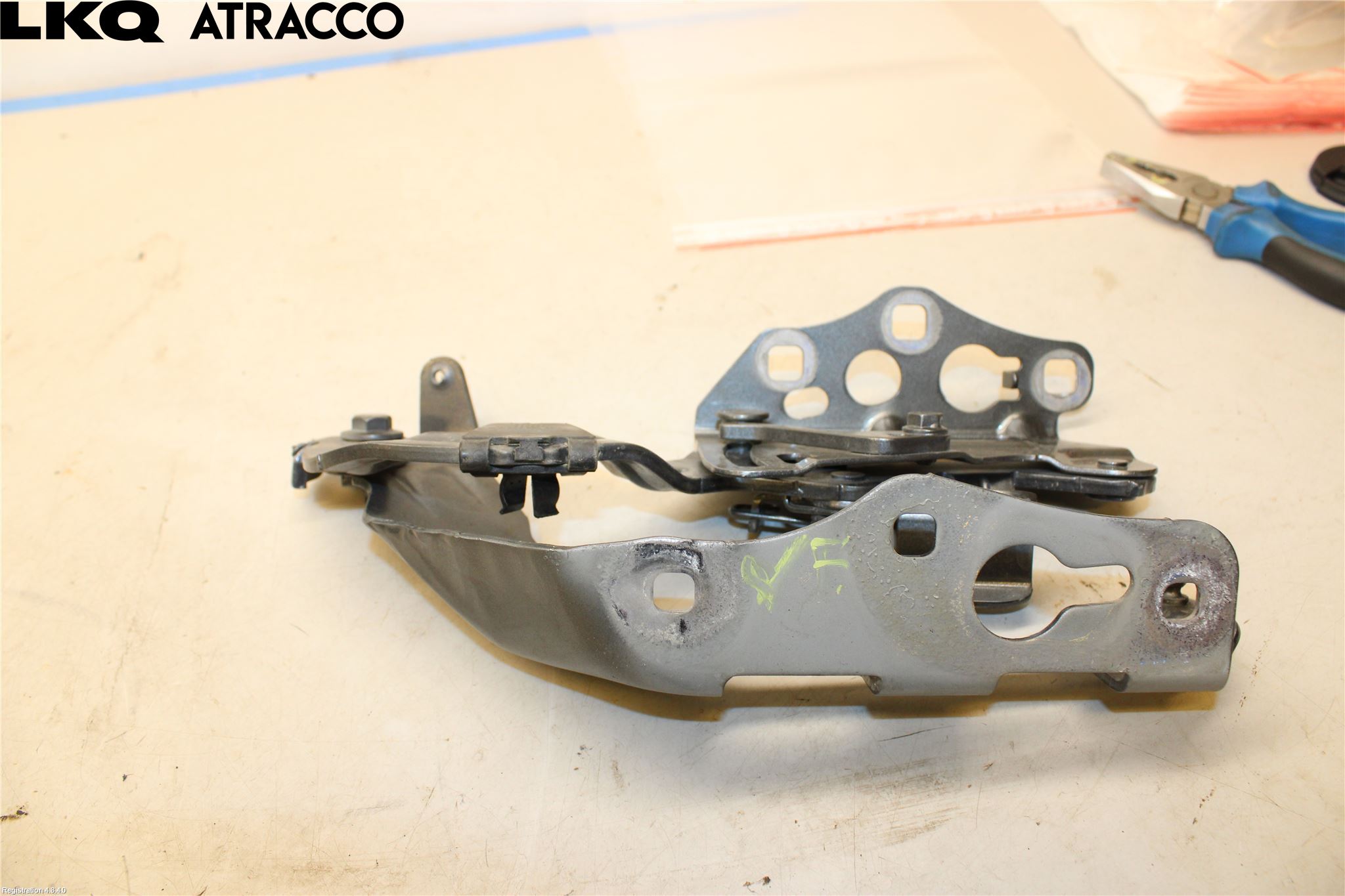 Mercedes-Benz MB C-KLASS (W205) 14-21 Panser Hengsel - Hengsler