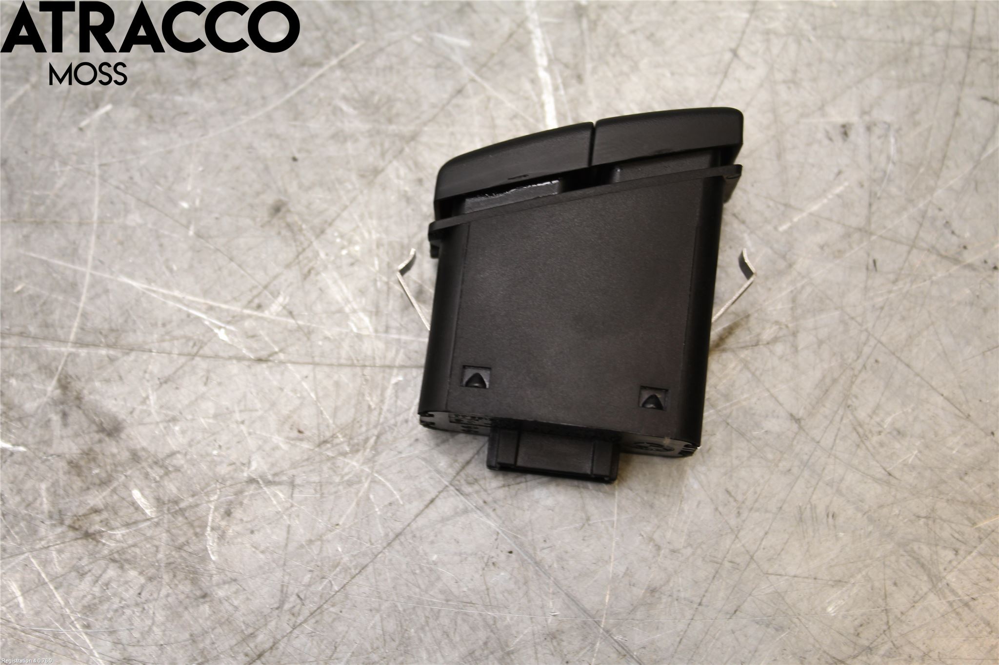 BMW X1 E84 10-15 Bryter Varsel (Nødblink)