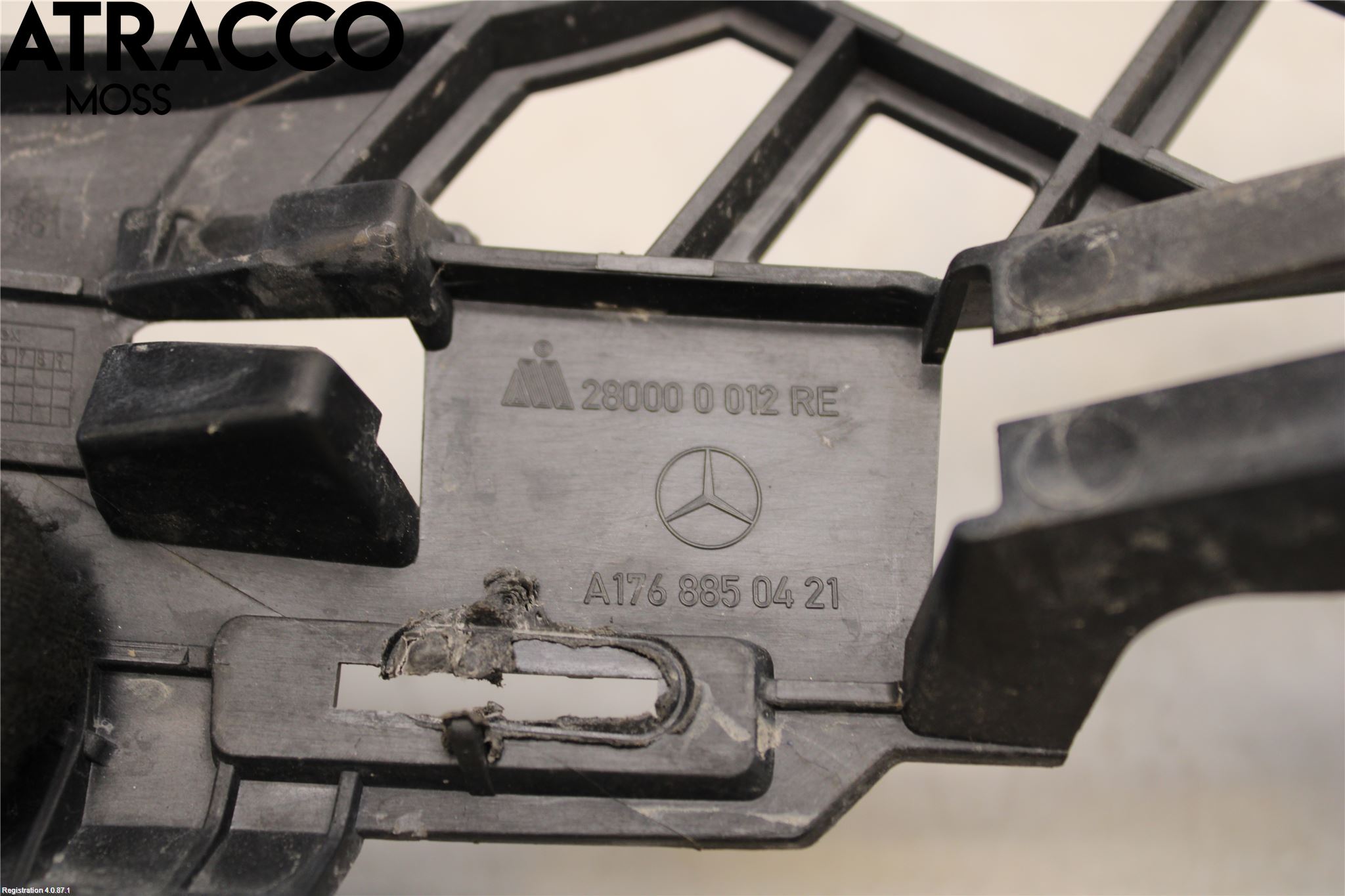 Mercedes-Benz MB A-KLASS (W176) 13-18 Støtfangerfeste Foran Høyre