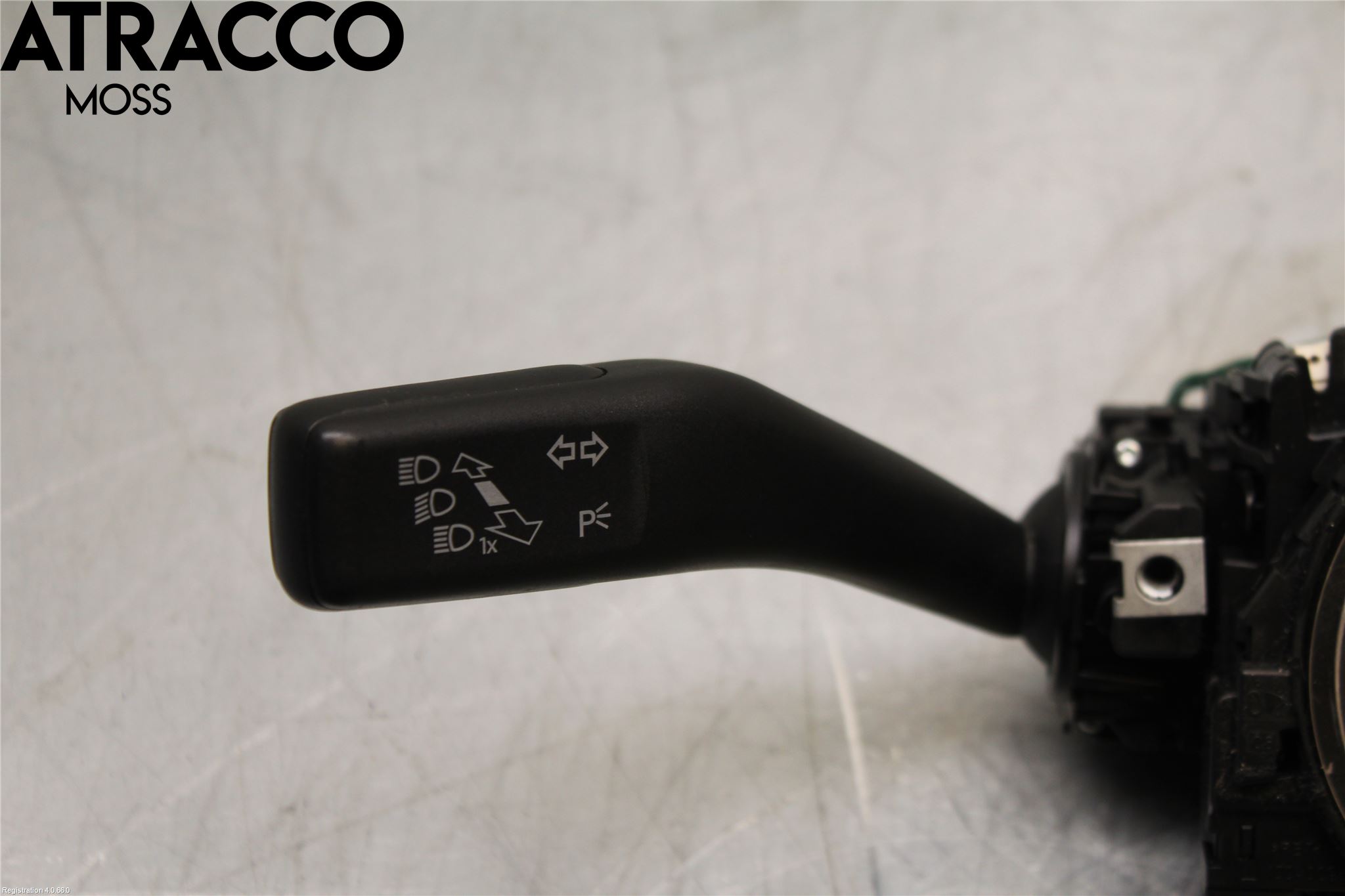 Volkswagen VW GOLF VI 09-13 Bryter Ratt Kombi H Og V