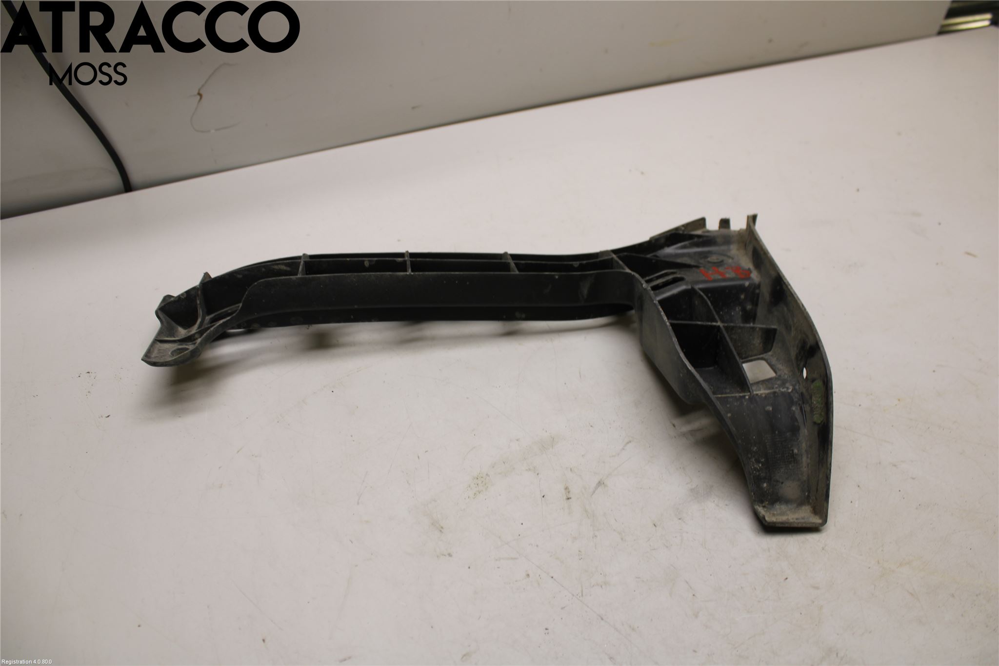 Volkswagen VW CADDY 16-20 Støtfangerfeste Bak Høyre