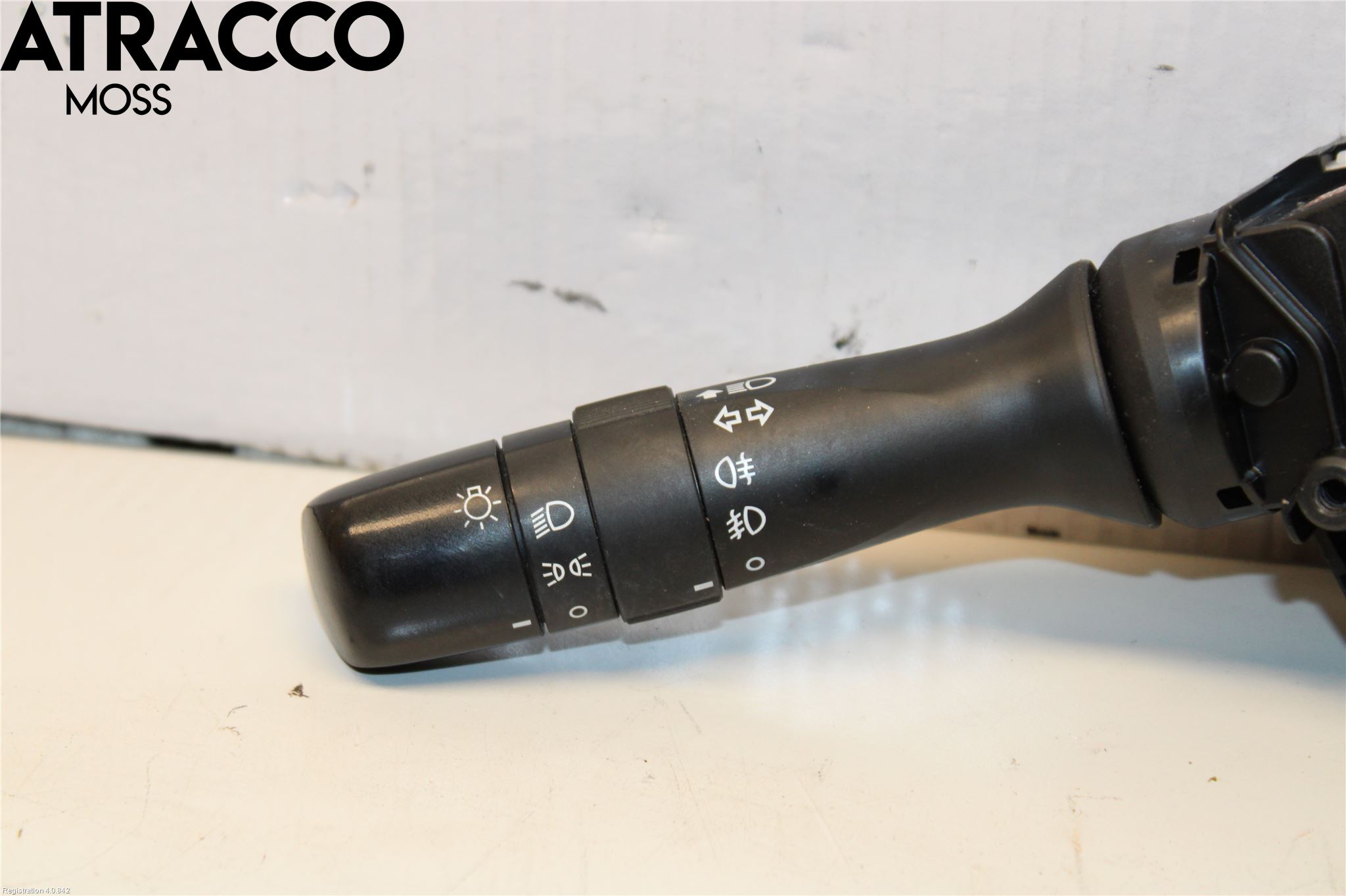 Toyota YARIS XP130 12-14 Bryter Ratt Blinklys - Lys