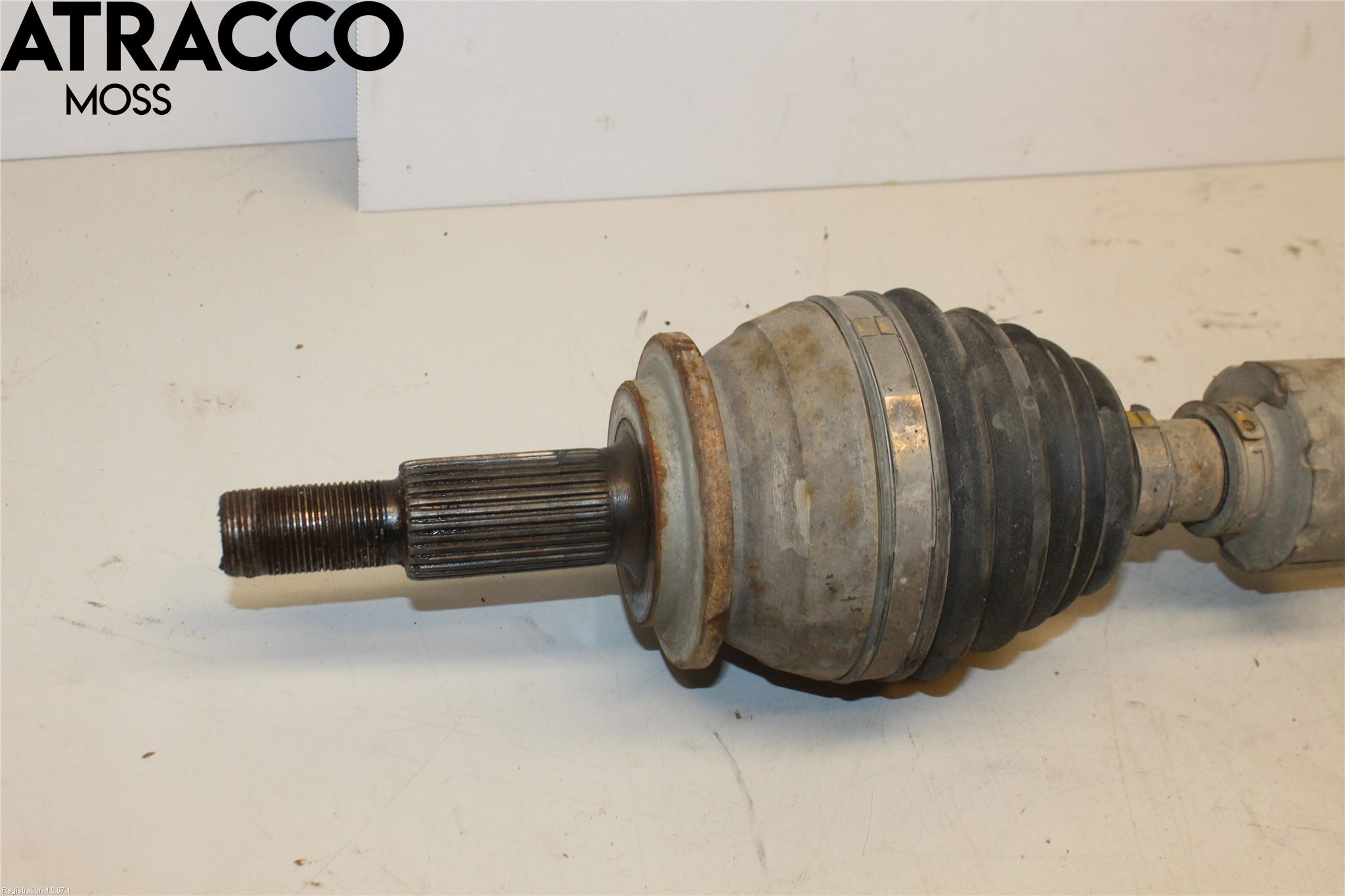 Toyota RAV 4 06-12 Drivaksel Foran Kompl Høyre