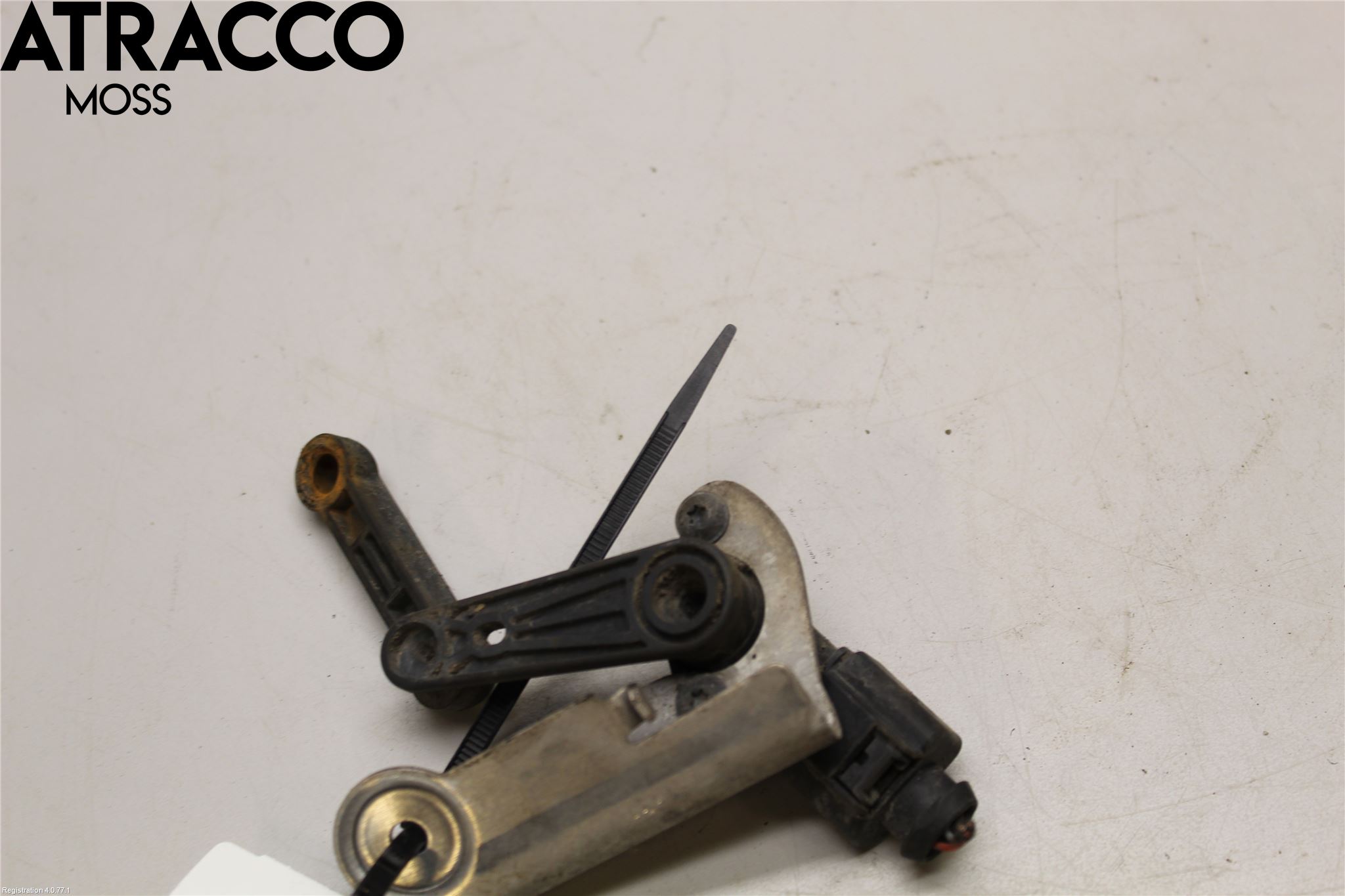 Tesla MODEL S 13- Nivåreg Sensor