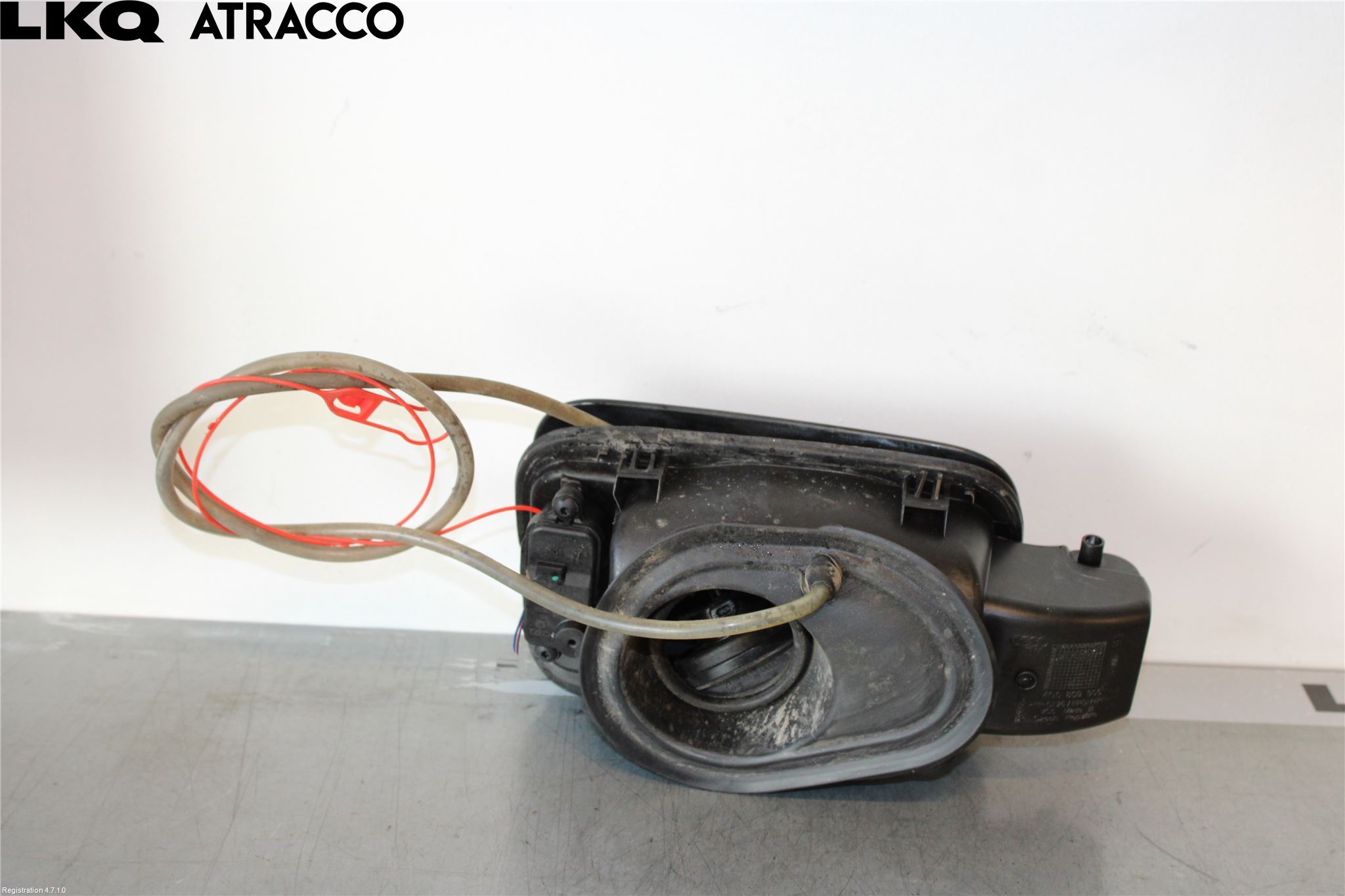 Audi A6 ALLROAD 12-18 Drivstoff Tankluke