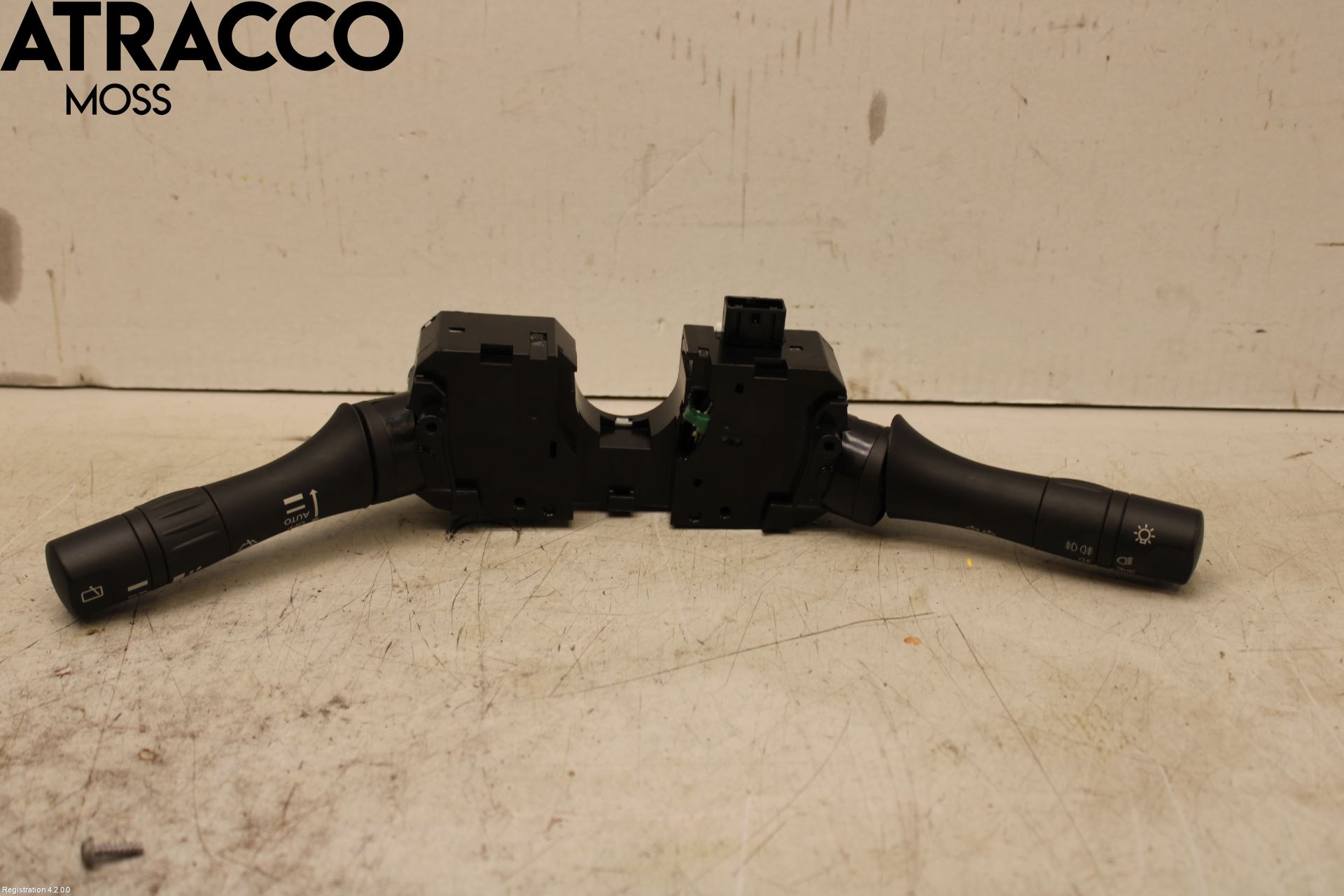 Nissan LEAF 18- Bryter Ratt Kombi H Og V