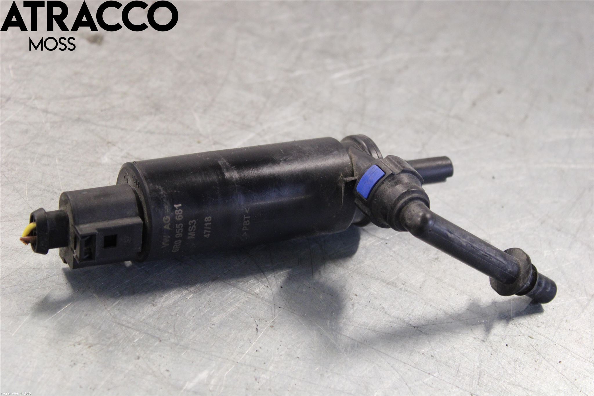 Volkswagen VW TOURAN 10-15 Spylerpumpe Frontrute