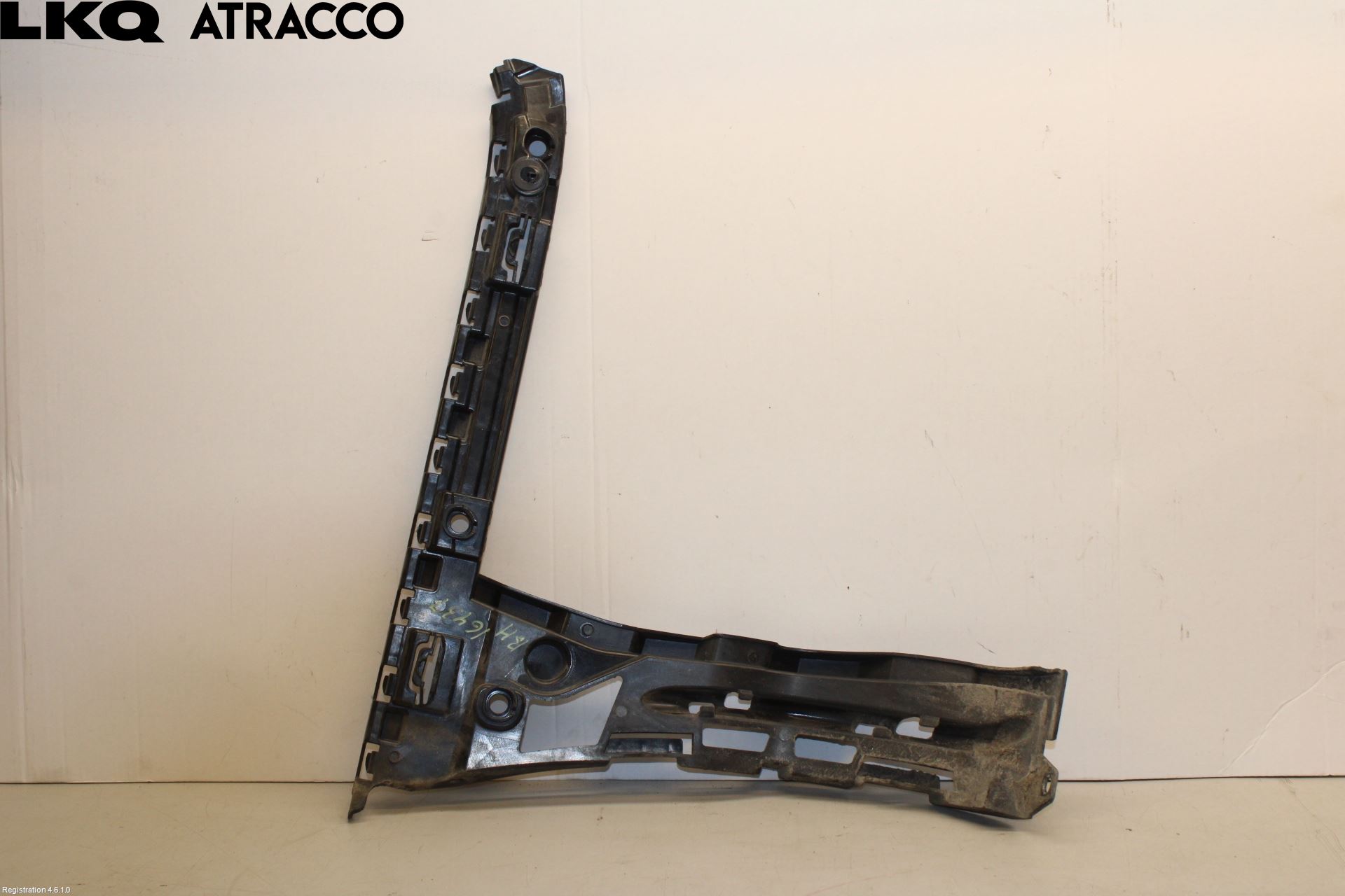 Mercedes-Benz MB C-KLASS (W205) 14-21 Støtfangerfeste Bak Høyre