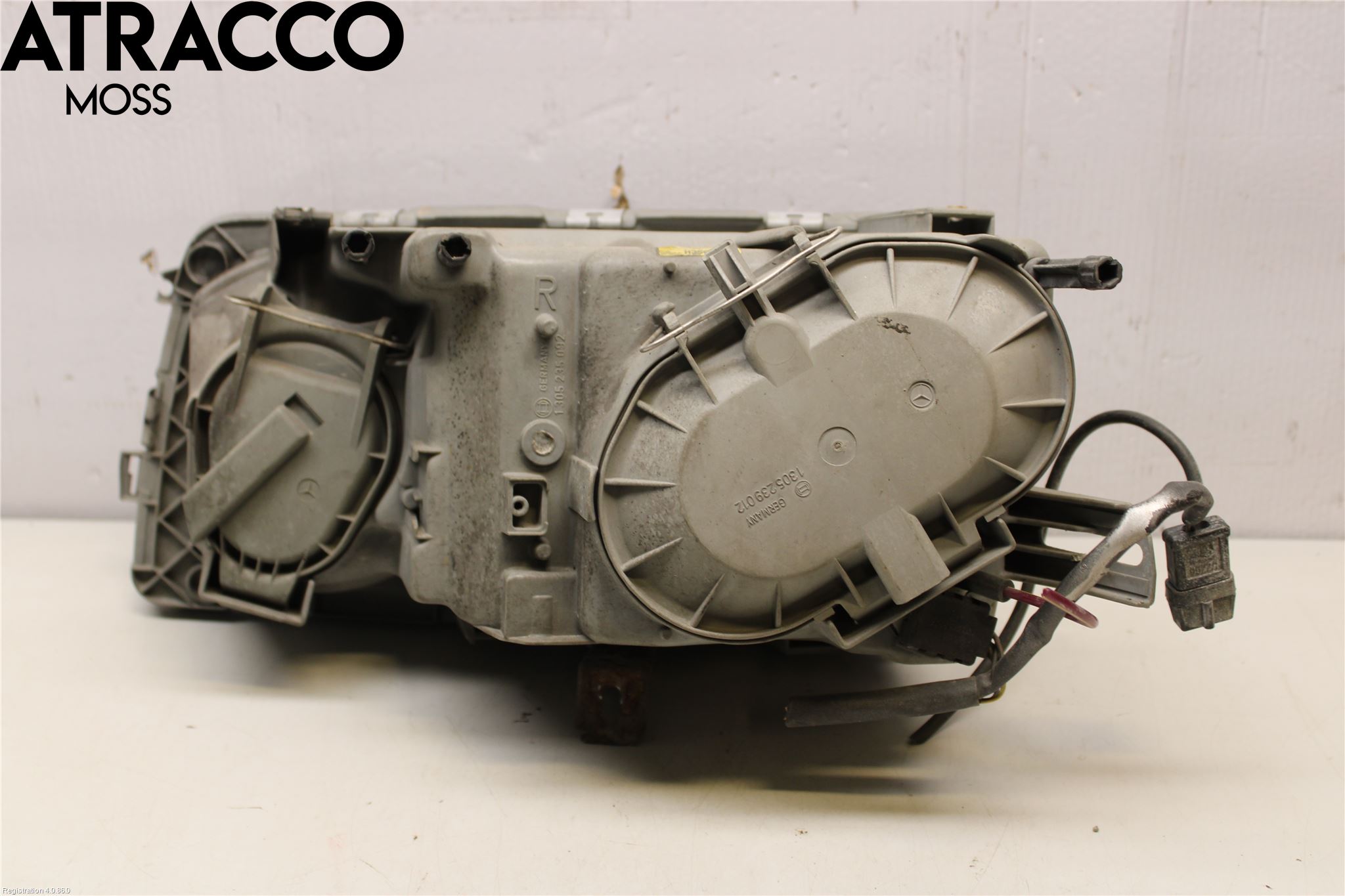 Mercedes-Benz MB 280-560  (W126) 81-91 Frontlykt Høyre