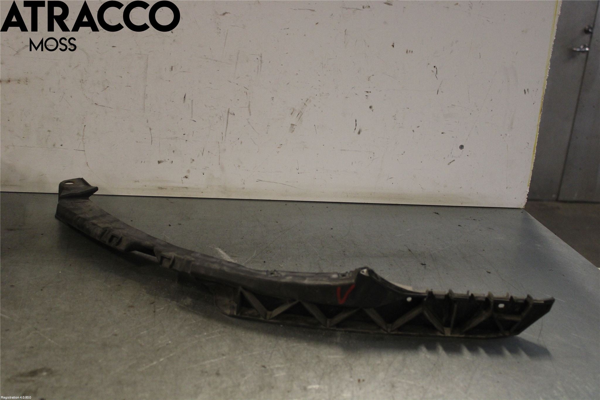 Skoda OCTAVIA (1Z) 05-13 Støtfangerfeste Foran Venstre