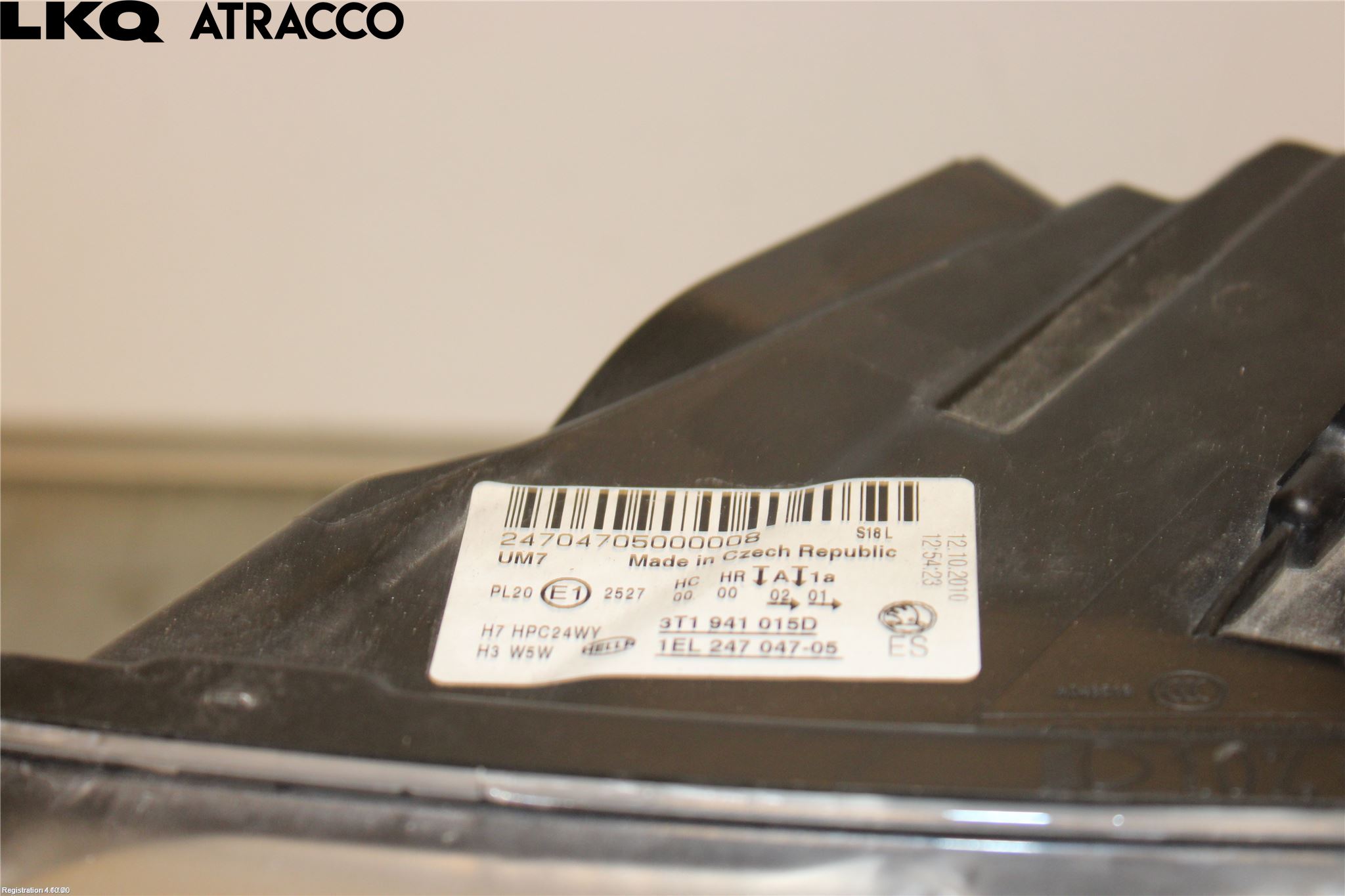 Skoda SUPERB 09-15 Frontlykt Venstre