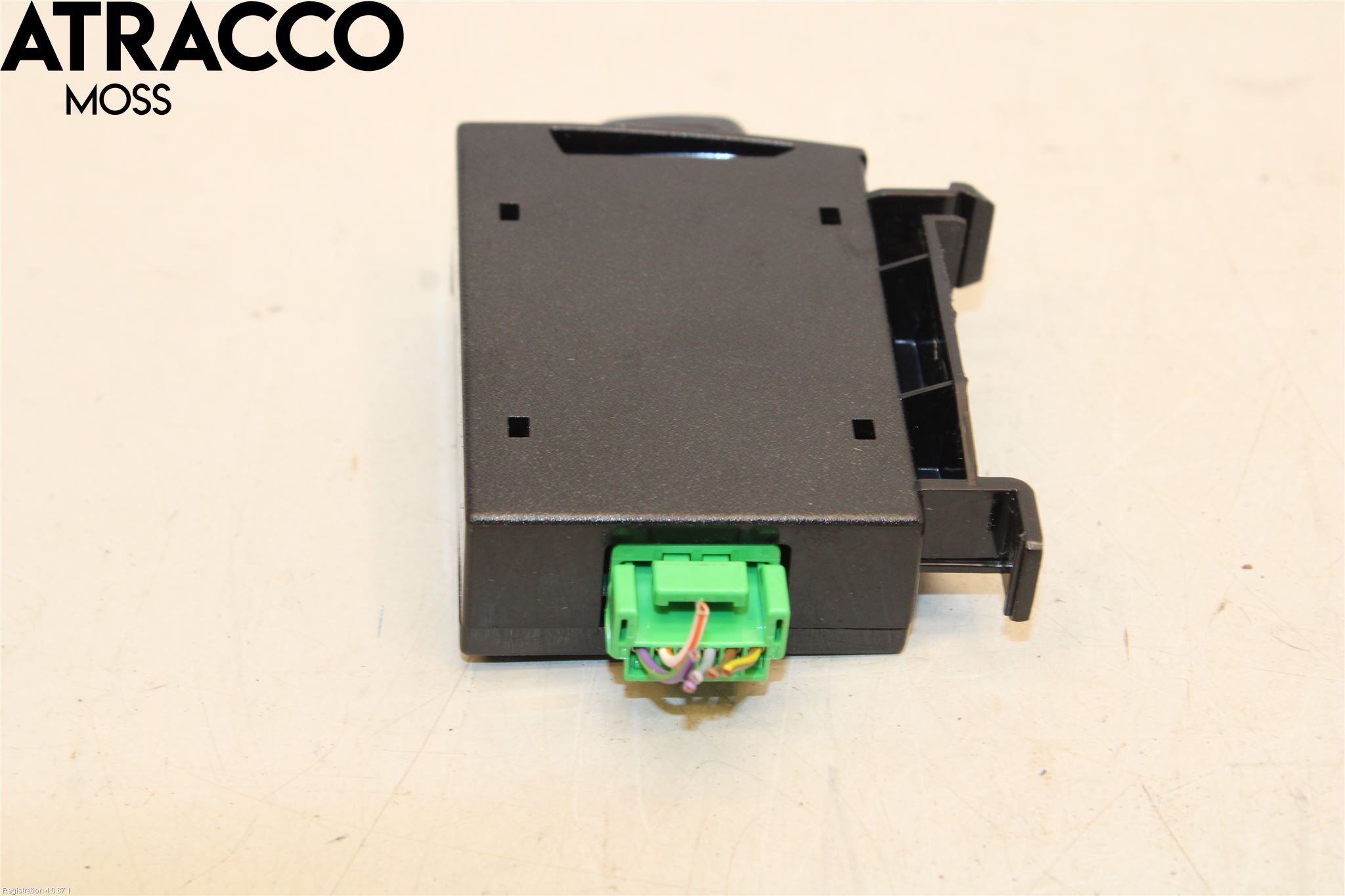 Volvo XC40/RECHARGE 18- Telefon