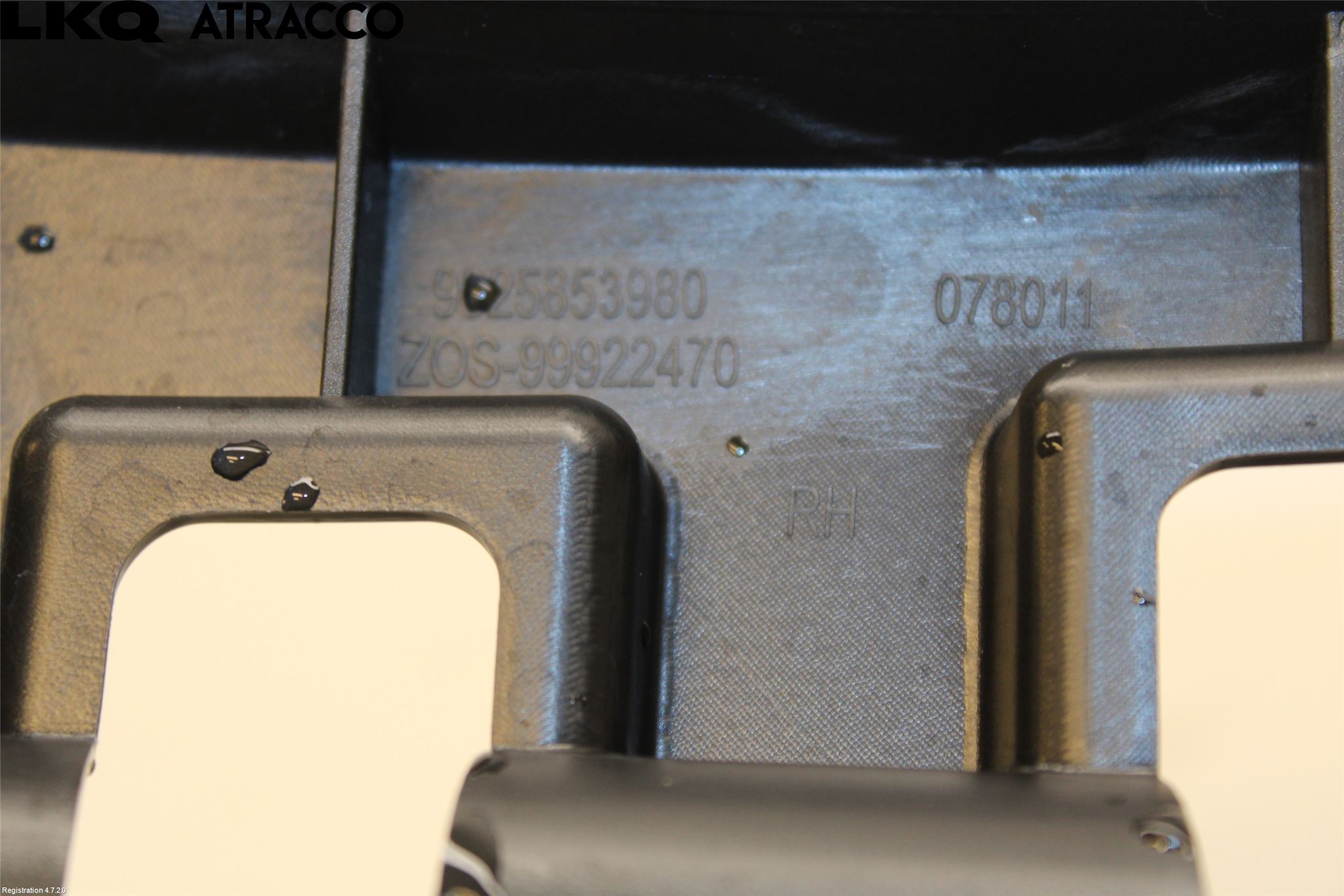 Peugeot 2008/E-2008 20- Støtfangerfeste Bak Høyre