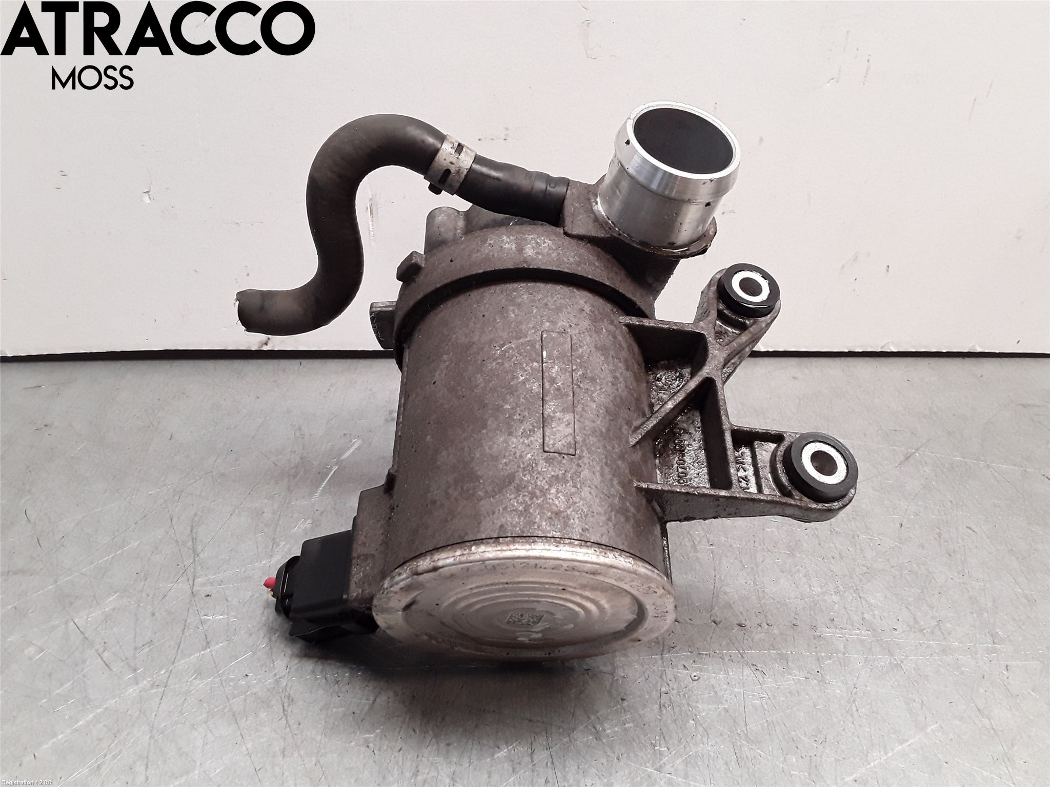 Mercedes-Benz MB C-KLASS (W205) 14-21 Vannpumpe