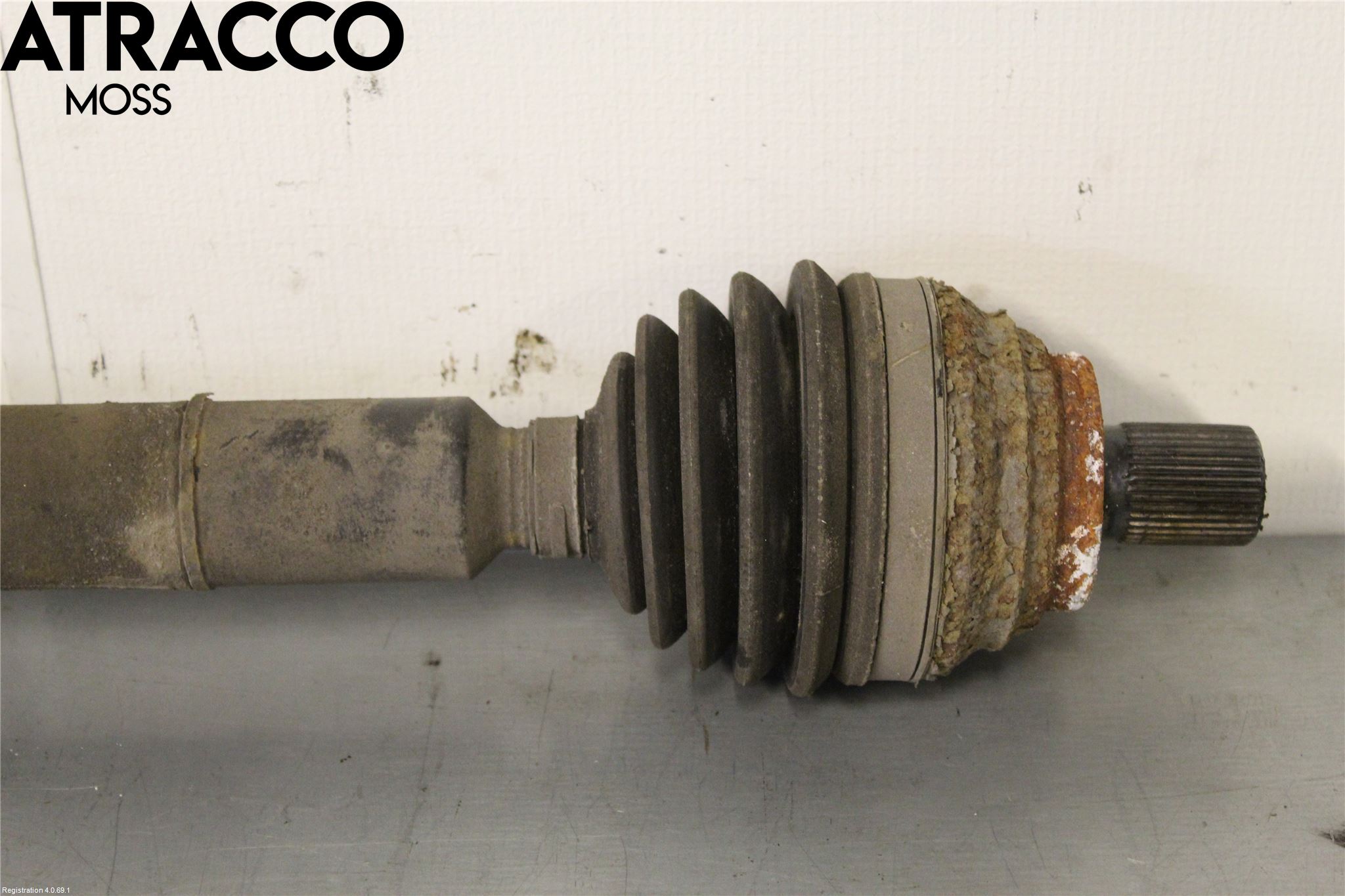 Volkswagen VW GOLF VI 09-13 Drivaksel Foran Kompl Høyre