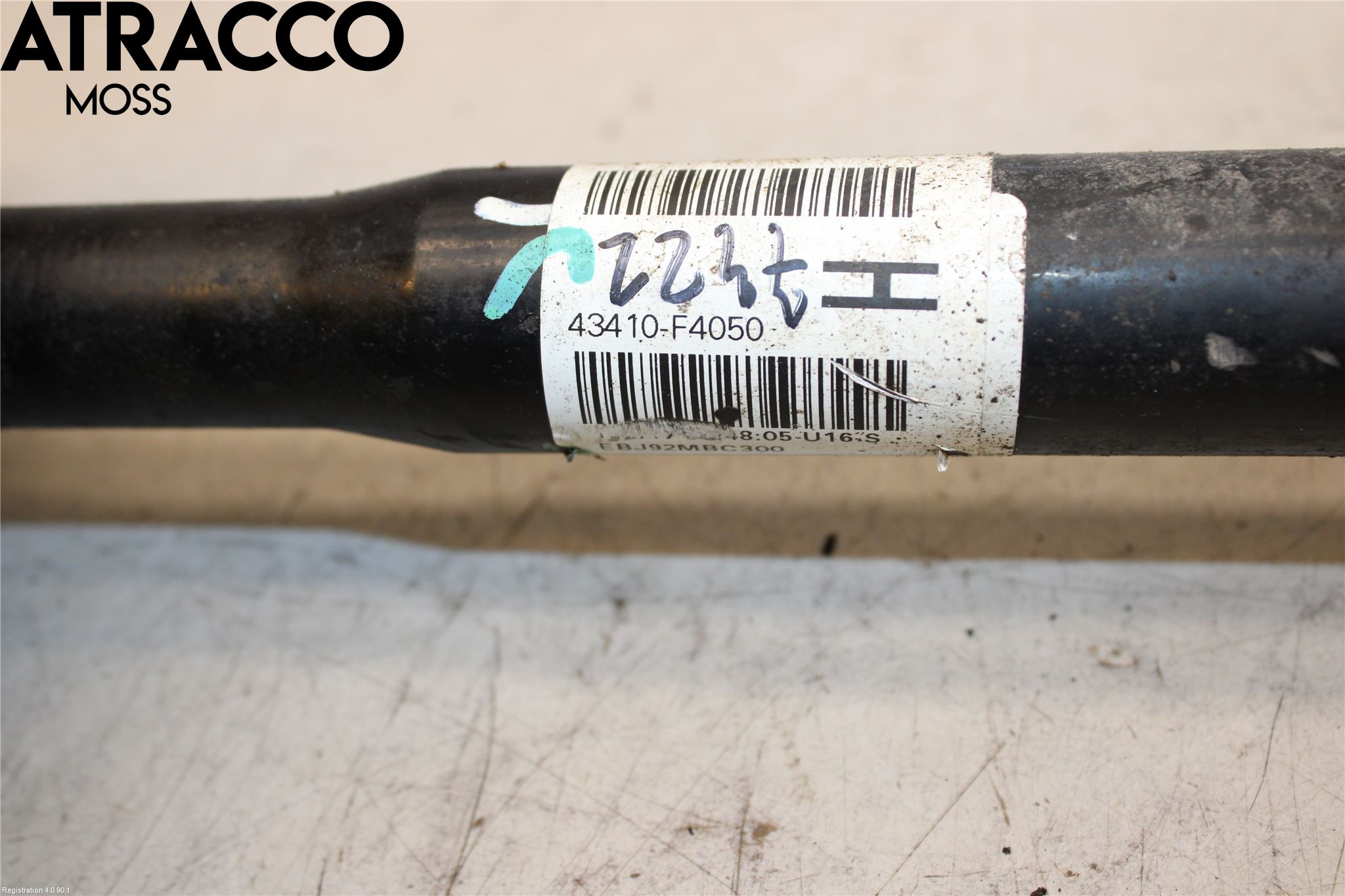 Toyota C-HR 16-23 Drivaksel Foran Kompl Høyre