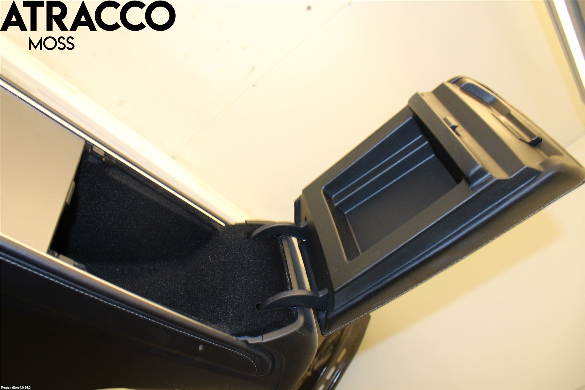 Tesla MODEL 3 17- Innr Konsoll-Lomme