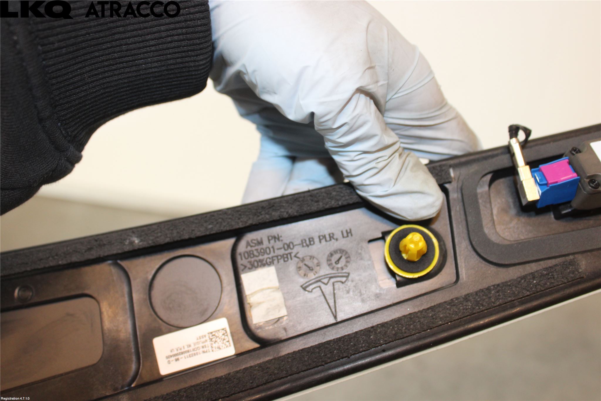 Tesla MODEL X 16- Parkeringshjelp Kamera