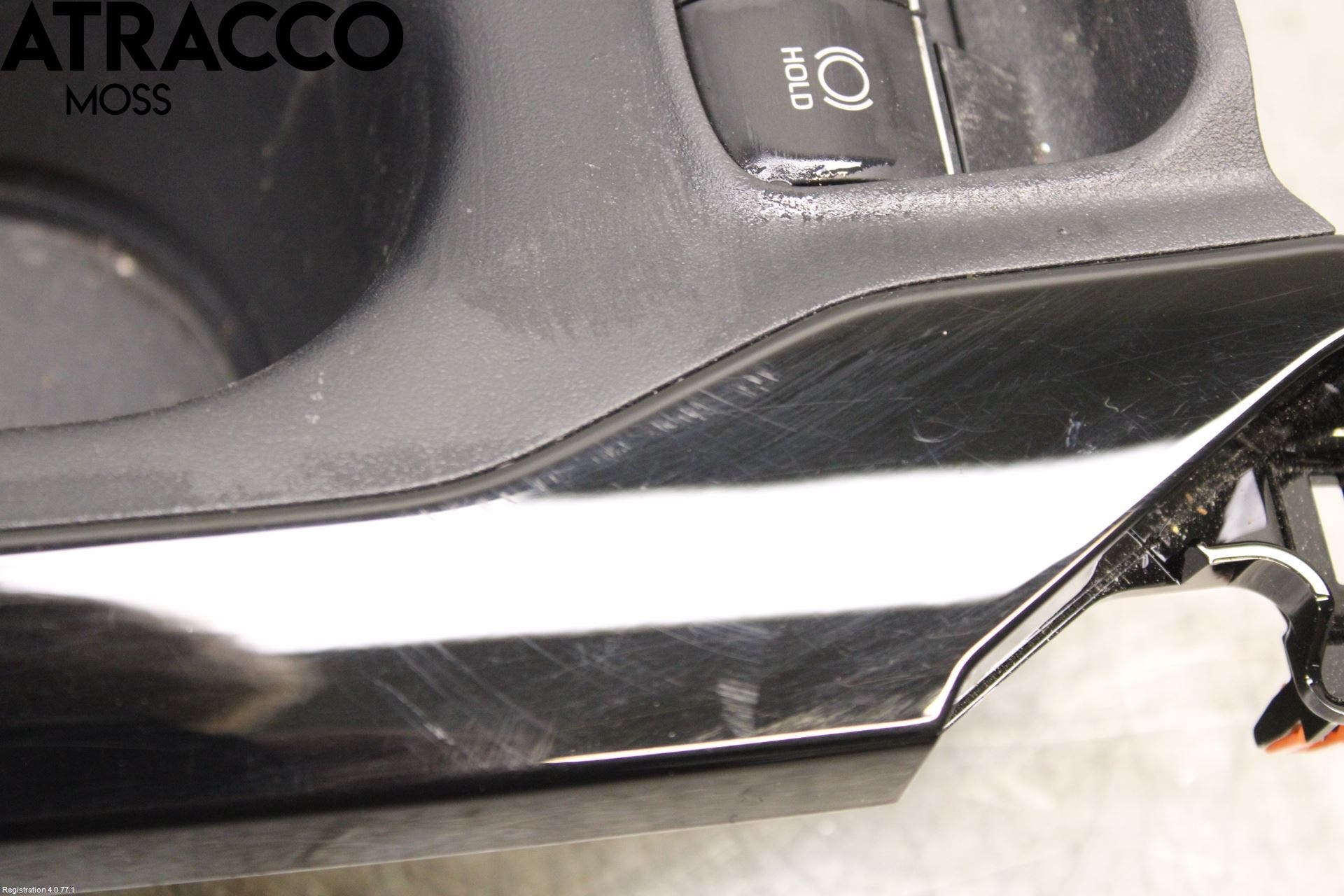 Toyota COROLLA 19- Innr Koppholder