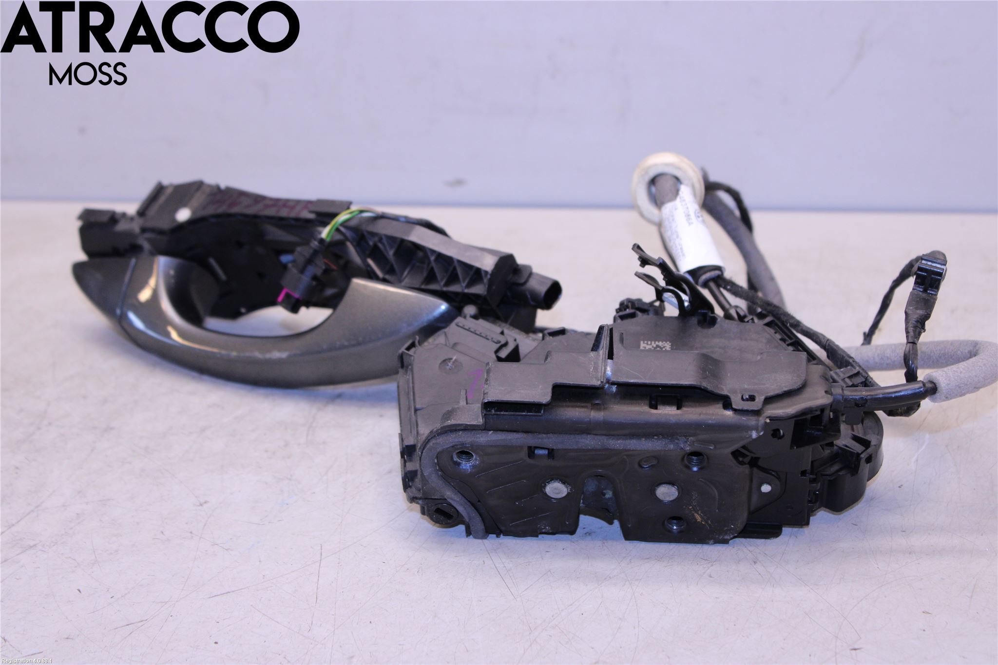 Volkswagen VW GOLF / E-GOLF VII 13-20 Dørlås - Låsekasse