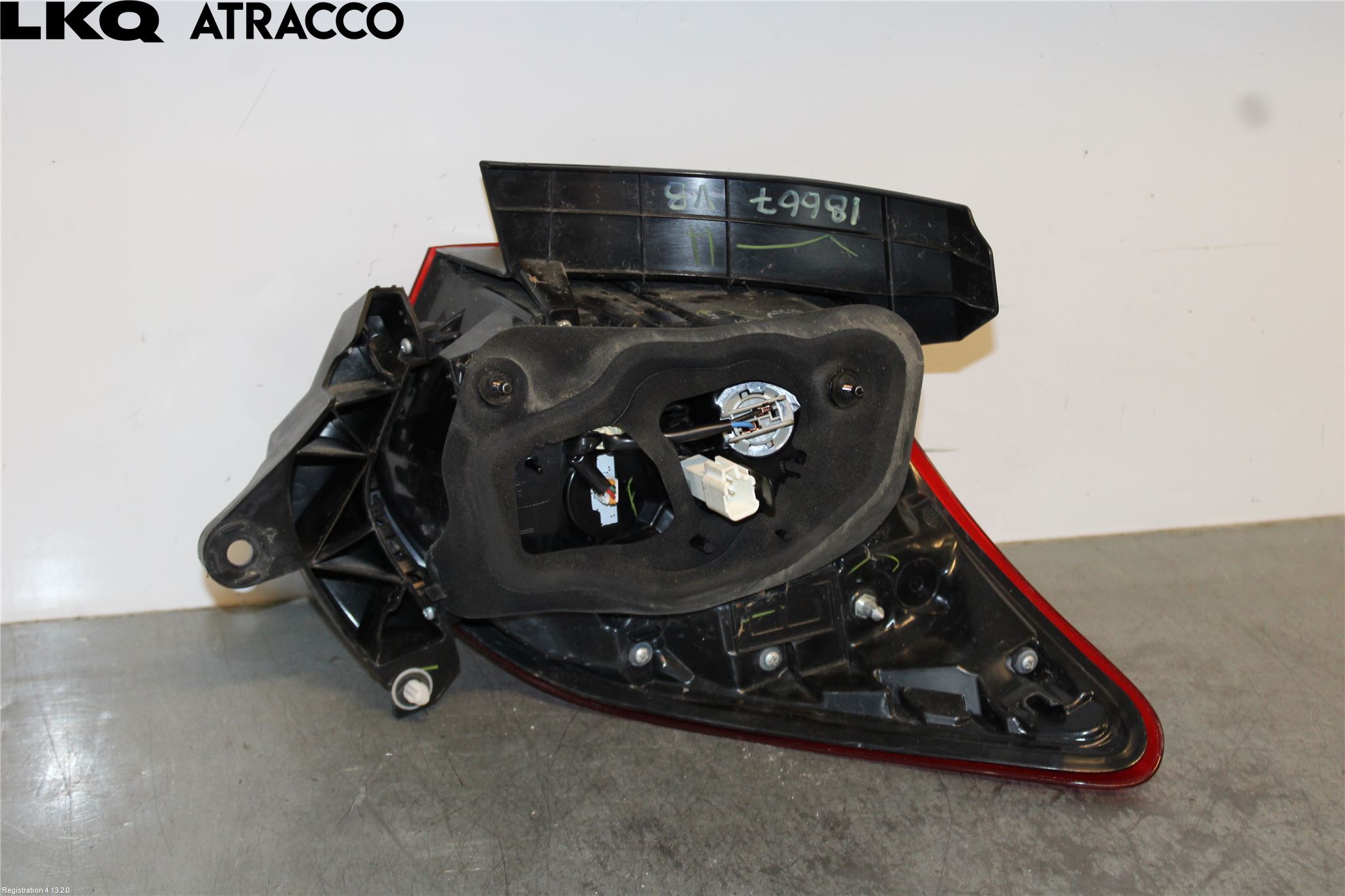 Toyota YARIS XP130 15-20 Baklykt Venstre