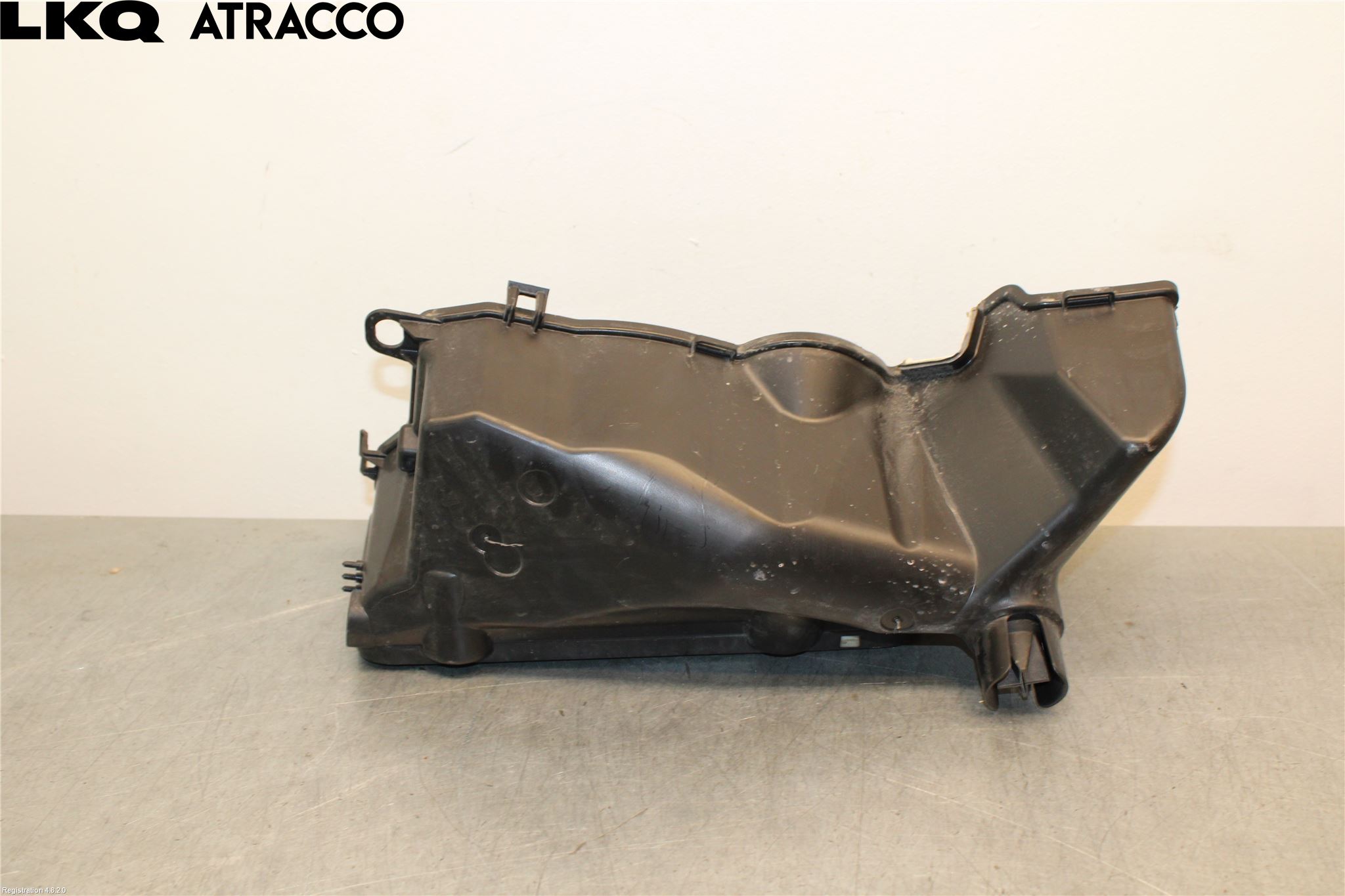 Porsche TAYCAN 20- Luftstyring Front