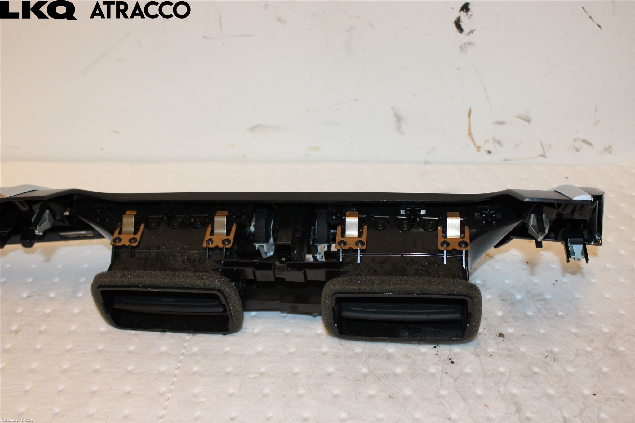 BMW 2 F45 Active Tourer 14-21 Dashbord Kanal - Dyse