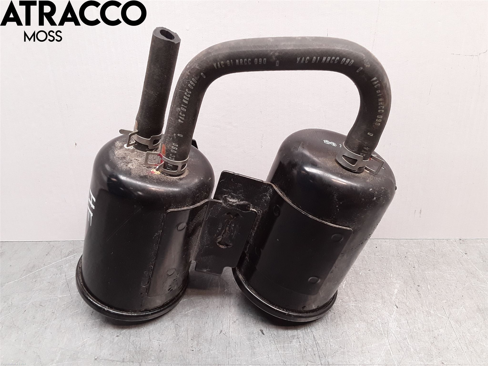 Mitsubishi ECLIPS CROSS Vacuumtank